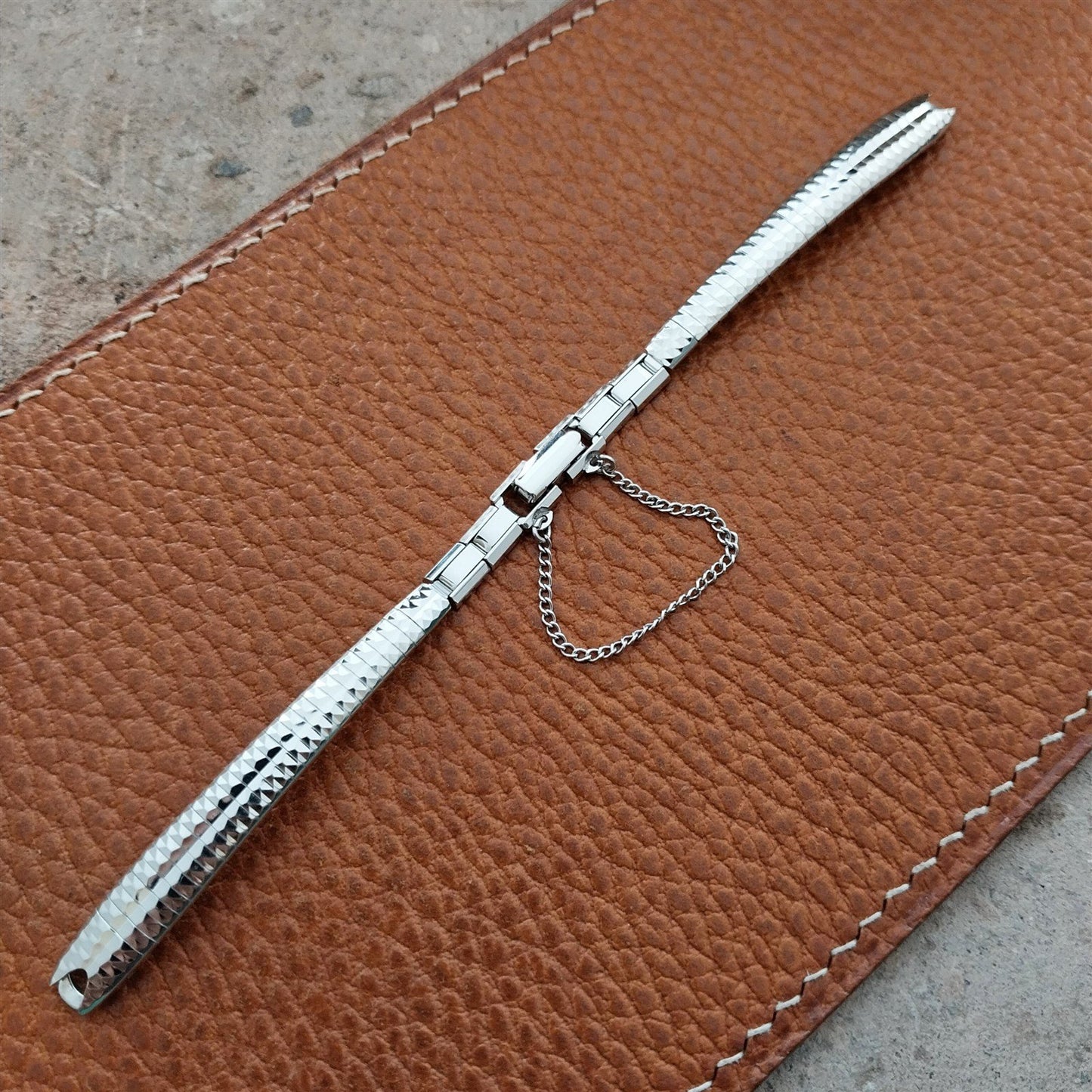 Ladies White Gold-Filled Kreisler MCM 1950s 1960s Unused Vintage Watch Band