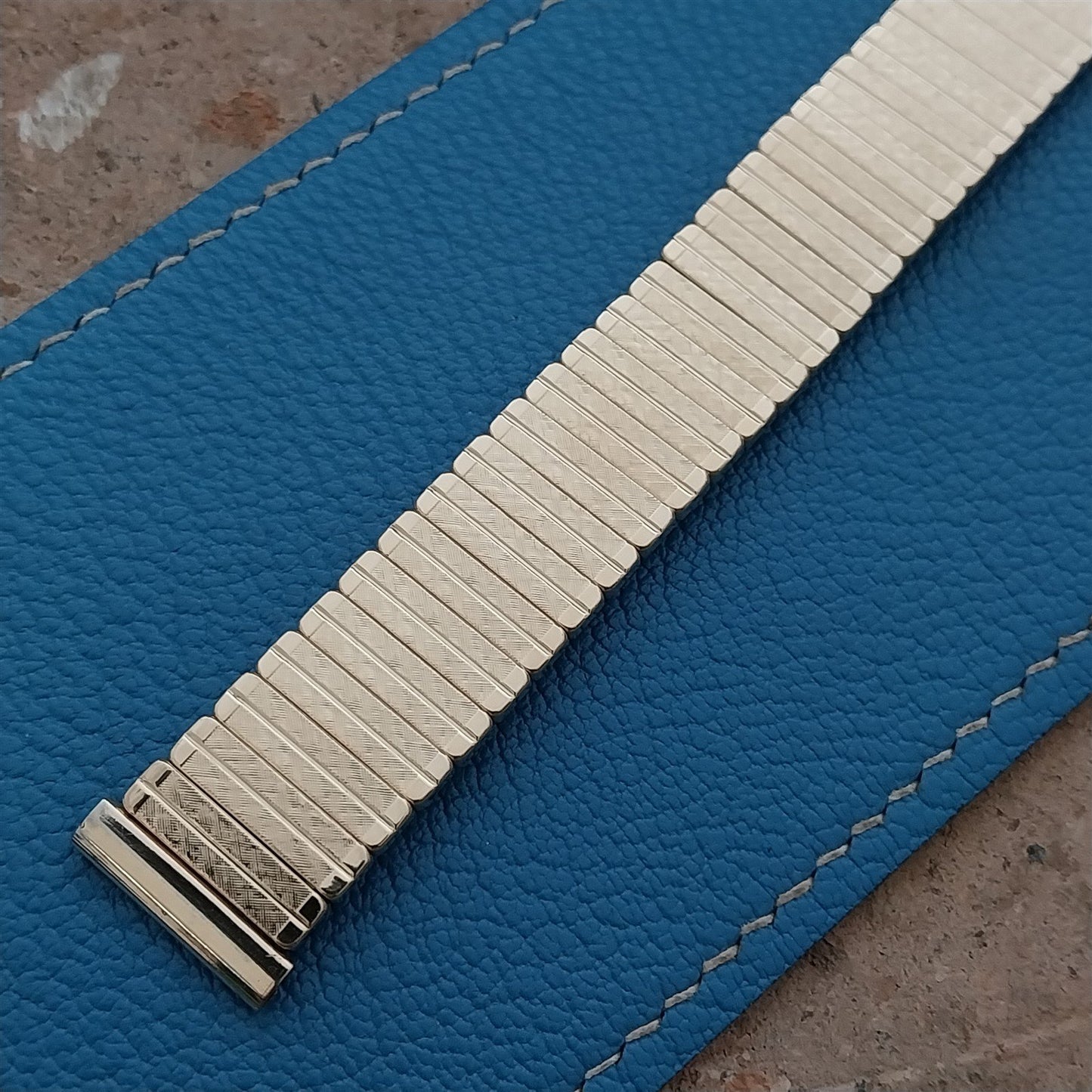 17.2mm 17mm Gold-Filled Airflex Unused 1950s Vintage Watch Band