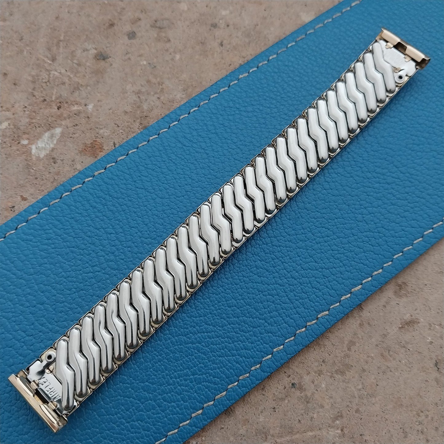 17.2mm 17mm Gold-Filled Airflex Unused 1950s Vintage Watch Band