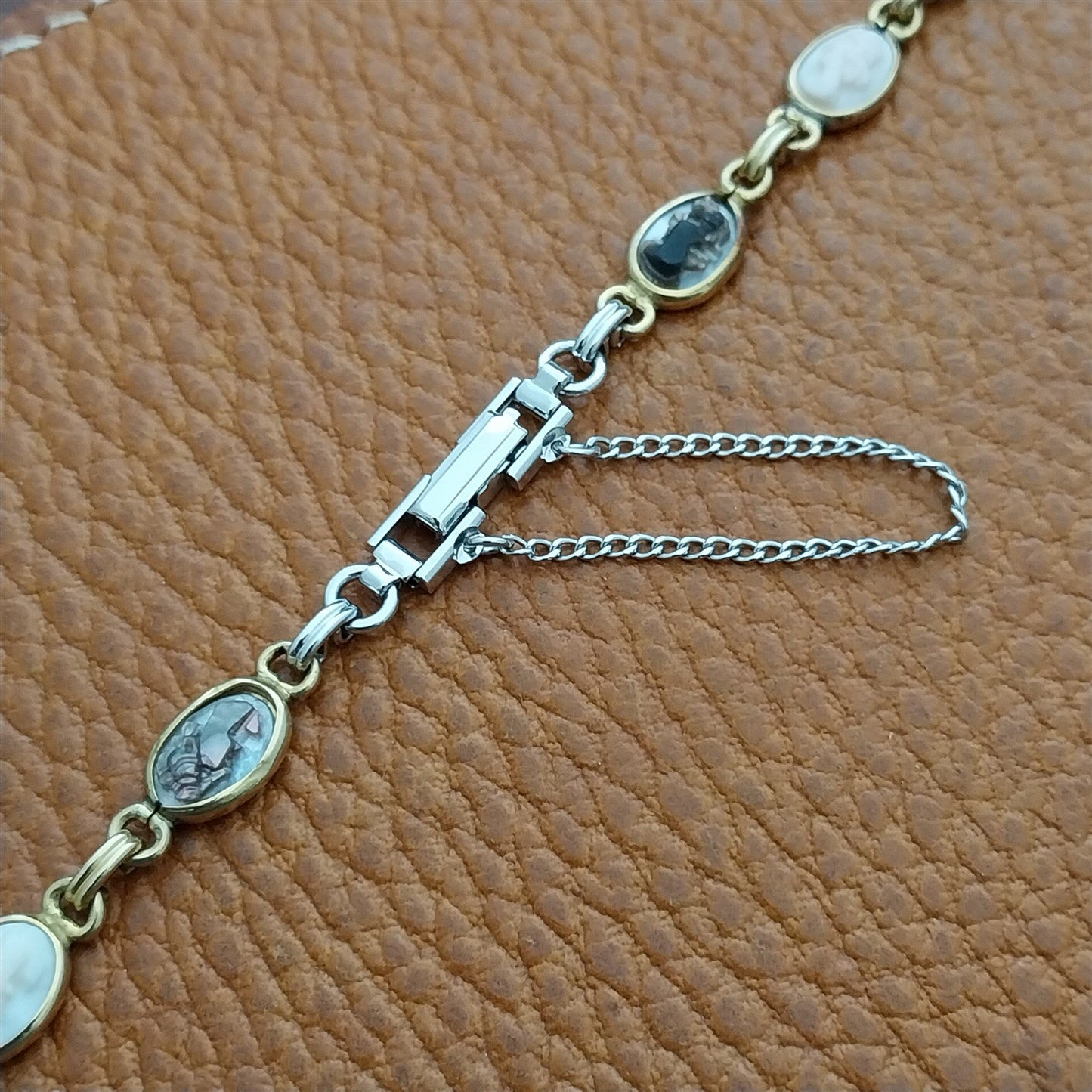 Yellow & White Gold-Fill Cameo Shell Ladies 1960s Vintage Cocktail Watch Band