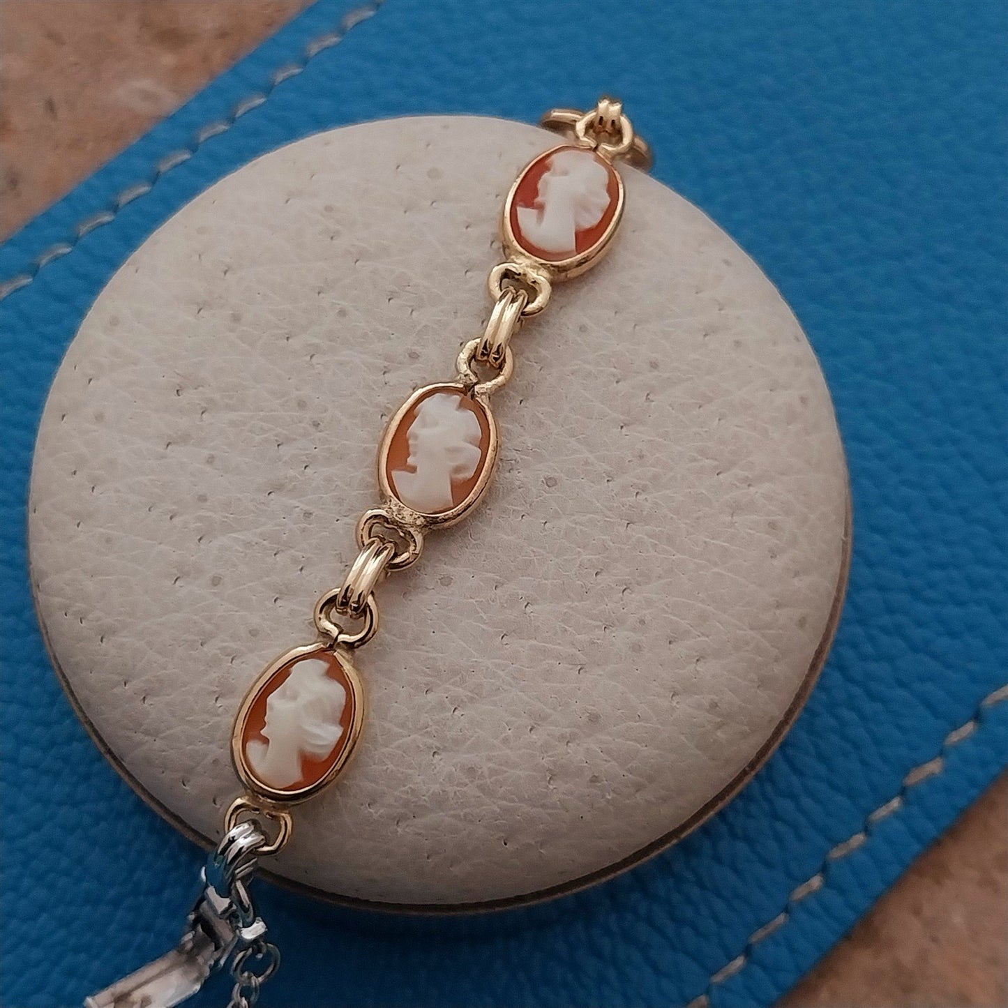 Yellow & White Gold-Filled Carved Shell Cameo Ladies 1960s Vintage Watch Band