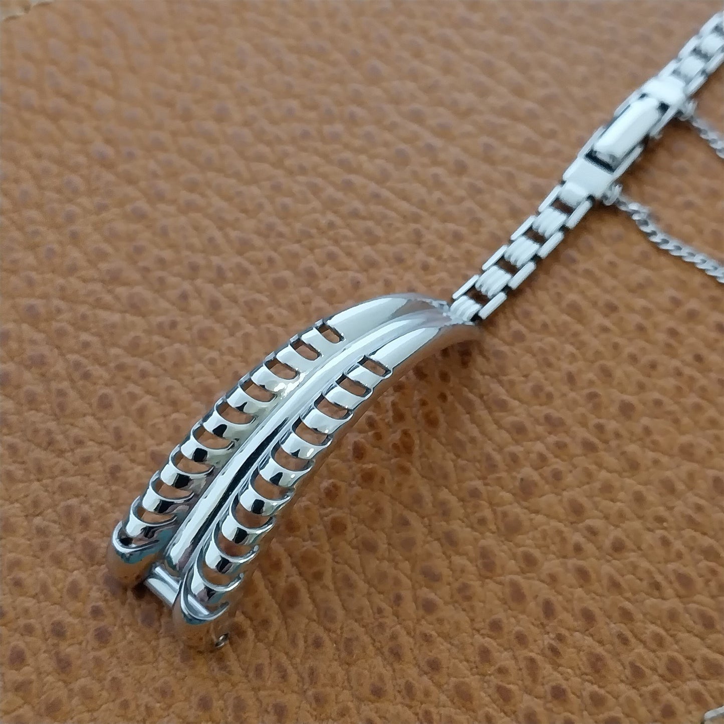 Kreisler White Gold-Filled MCM modern Ladies Unused 1960s Vintage Watch Band