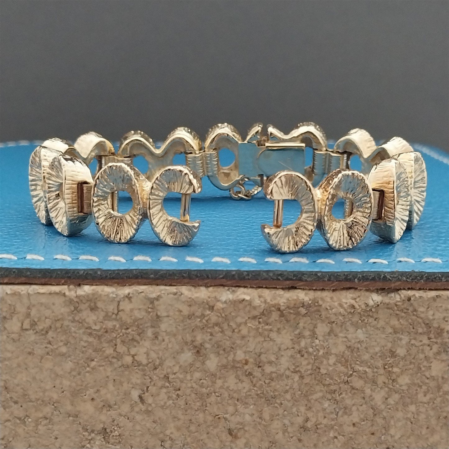 1960s 1970s MCM JB Champion Gold-Tone Mod Ladies Unused Vintage Watch Band
