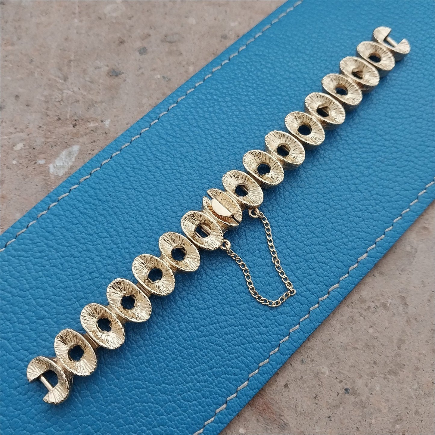 1960s 1970s MCM JB Champion Gold-Tone Mod Ladies Unused Vintage Watch Band