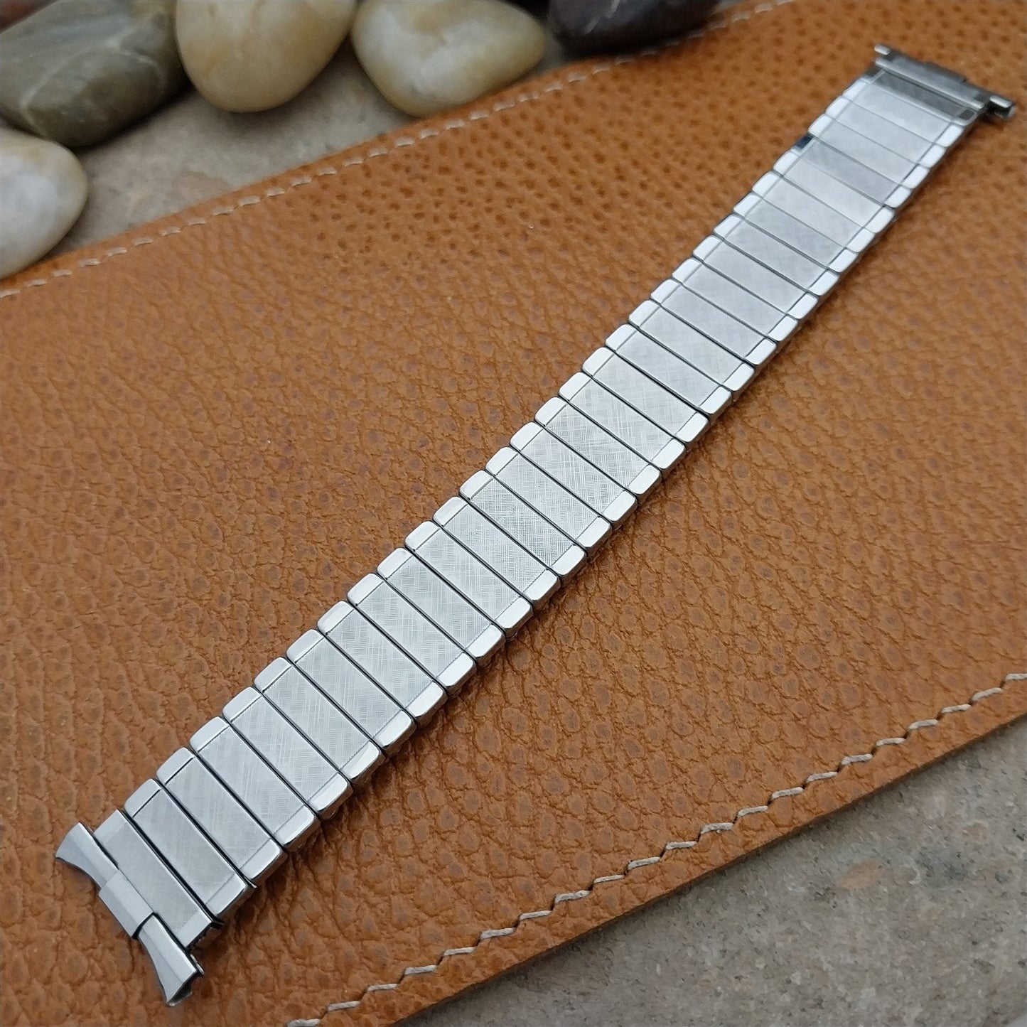 18mm 19mm 1960s-1970s Stainless Steel Baldwin nos Unused Vintage Watch Band