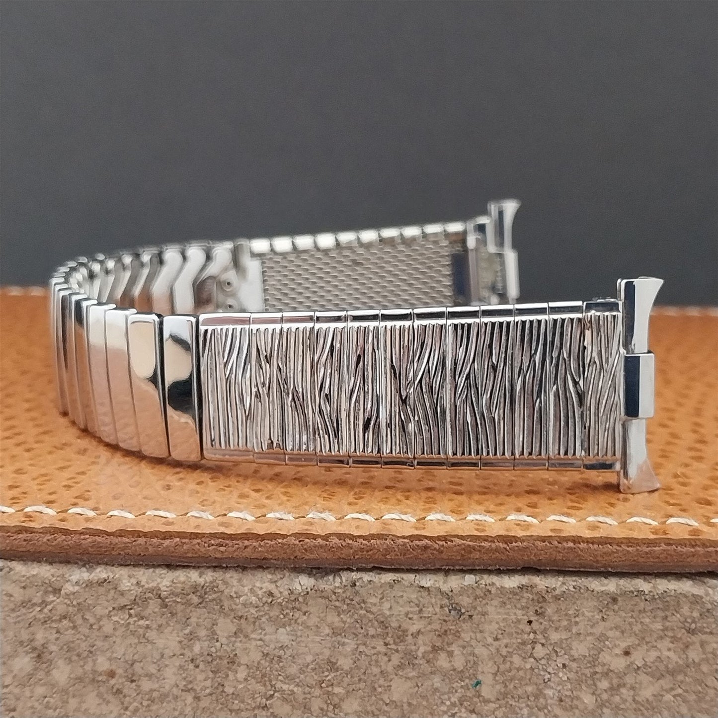 20mm 19mm 18mm Stainless Steel Bowles Bark Link Unused 1970s Vintage Watch Band