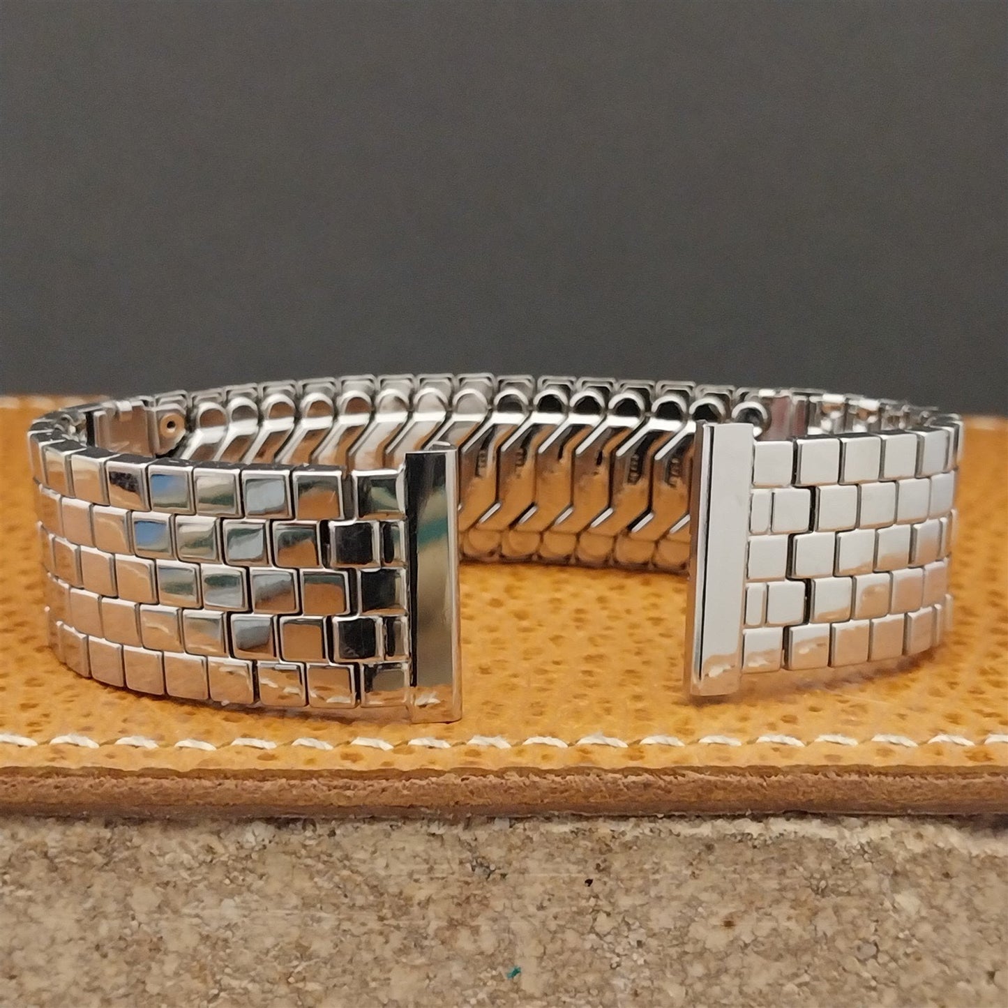 19mm 18mm Brick Link JB Champion Stainless Steel Unused 50s Vintage Watch Band