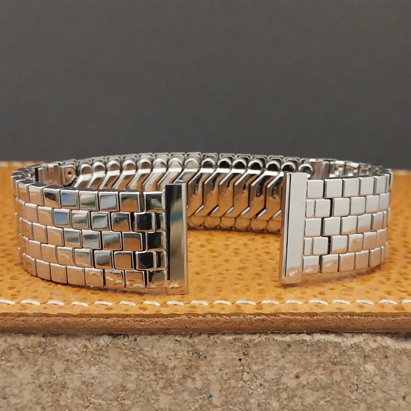 19mm 18mm Brick Link JB Champion Stainless Steel Unused 50s Vintage Watch Band