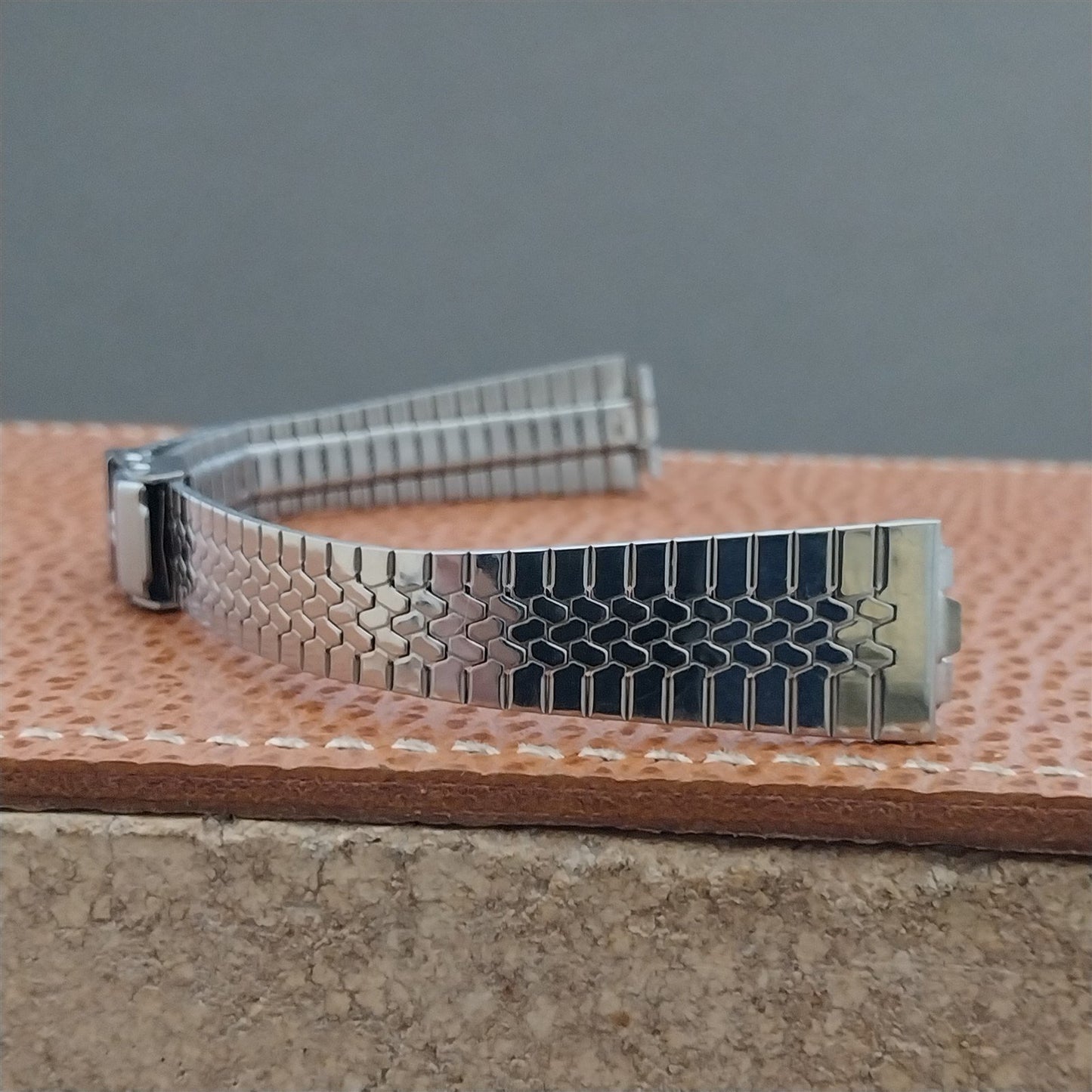 10mm Bulova Accutron Stainless Steel Ladies Unused nos 1970s Vintage Watch Band