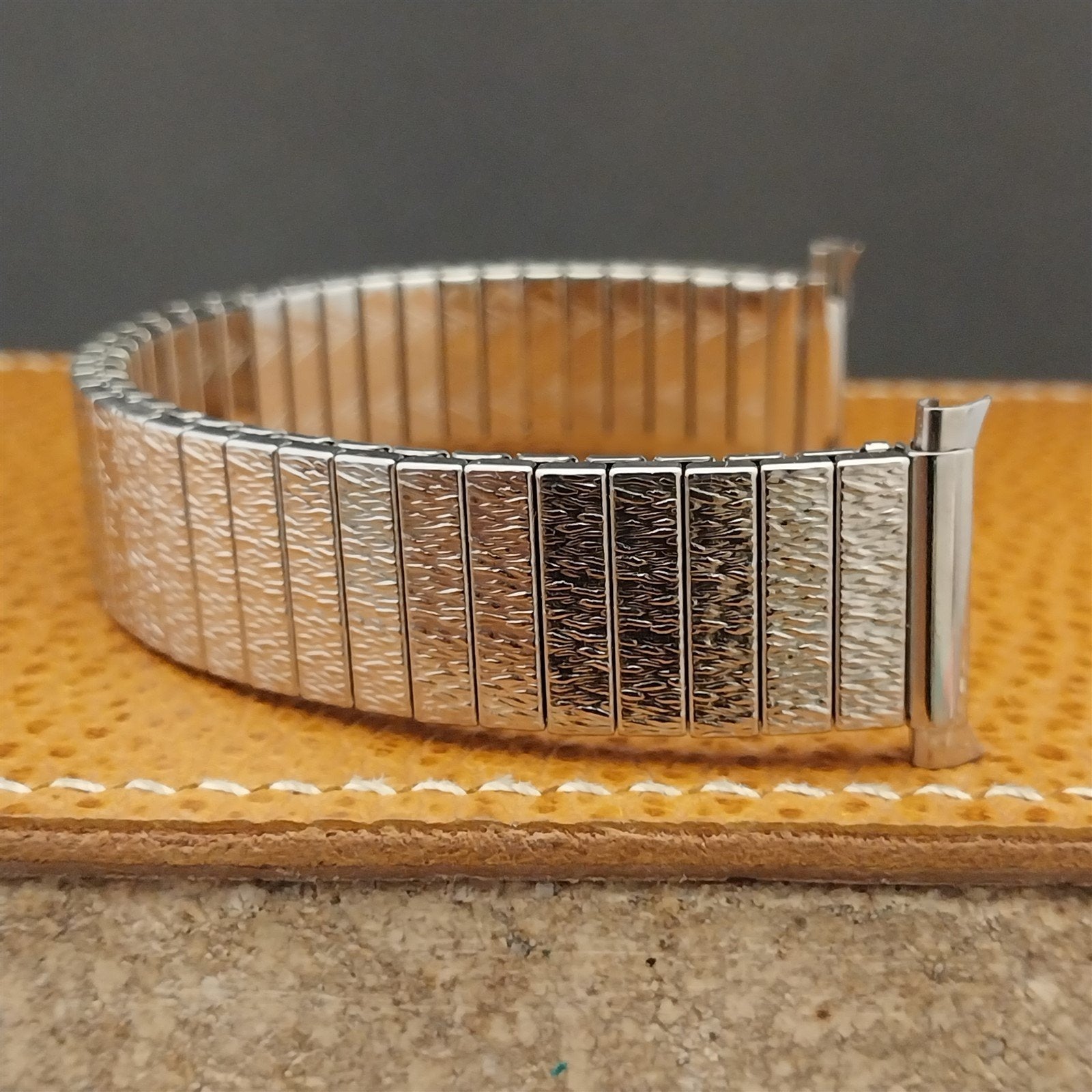 18mm 19mm 20mm Champion Japan Stainless Expansion nos Unused Vintage Watch Band