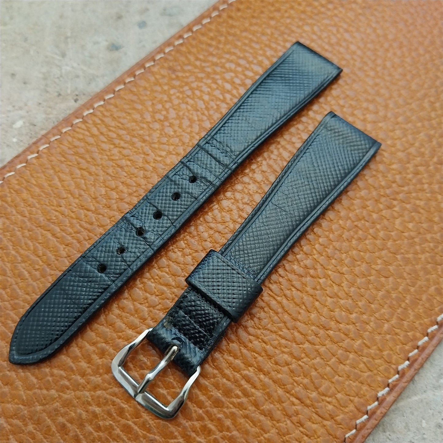 5/8" Bulova Caravelle Tapered Leather nos Unused 1970s Vintage Watch Band