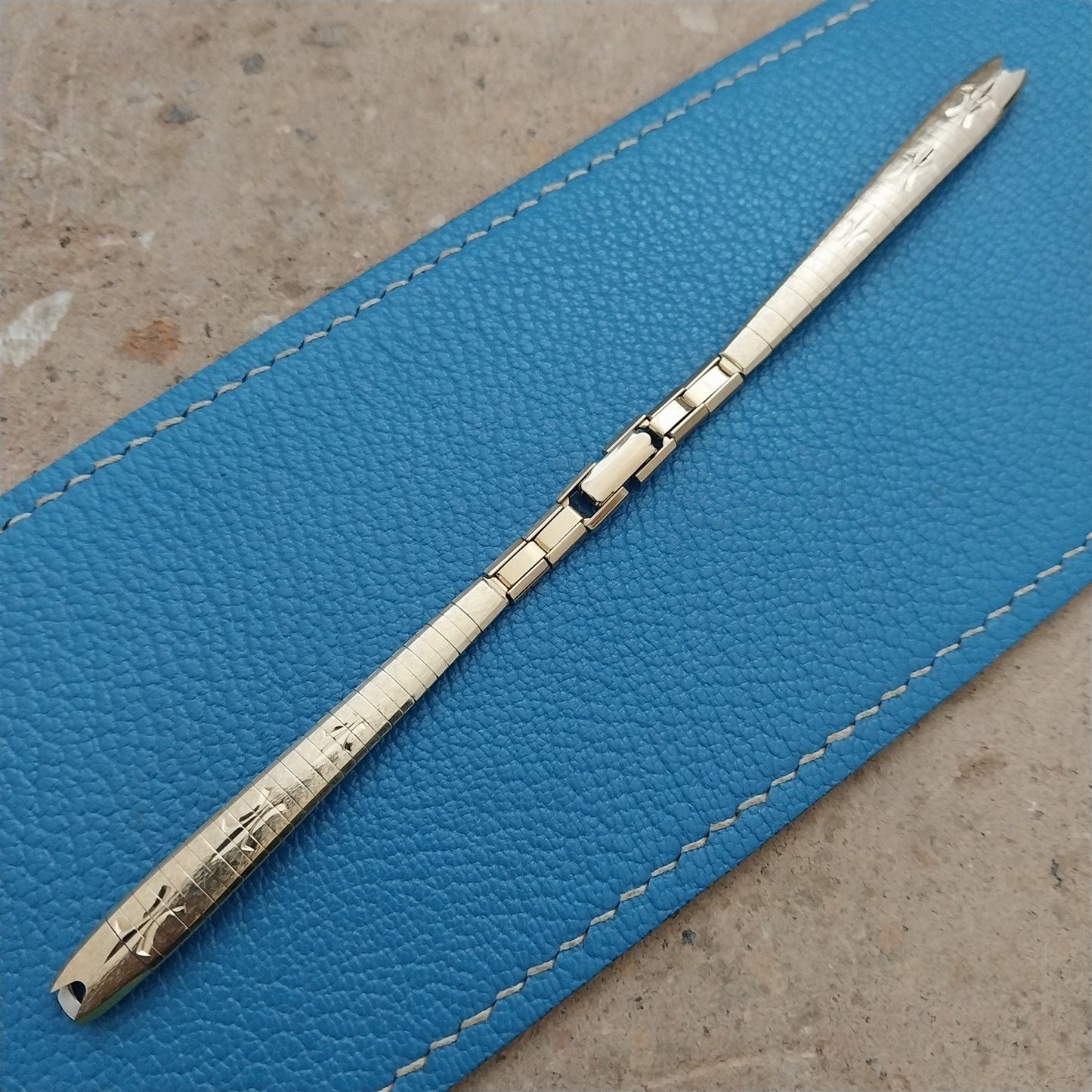 Gold-Filled Kreisler Fleur De Lis 1960s Ladies Vintage Cocktail Watch Band