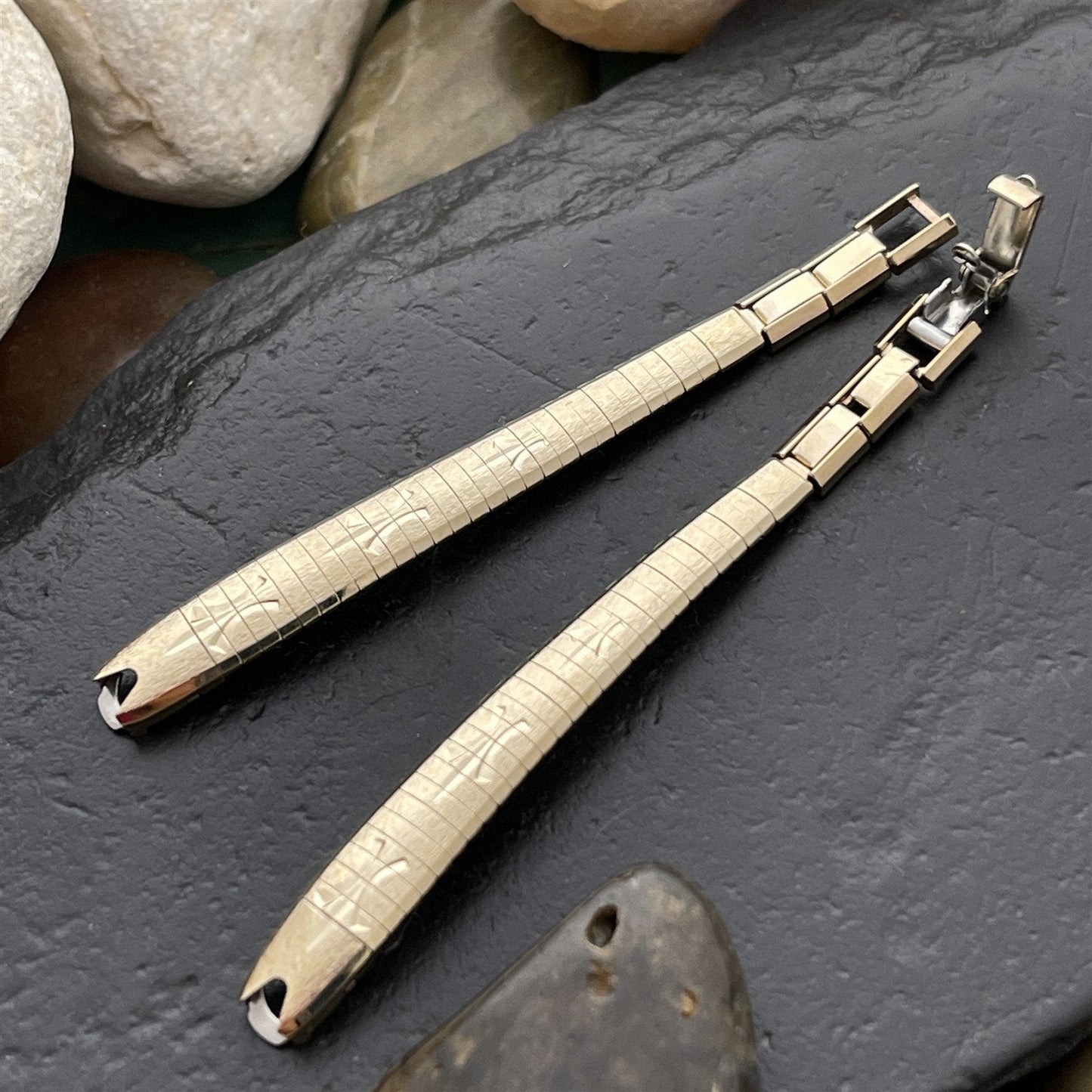 10k Gold-Filled Kreisler Fleur De Lis Unused 1960s Ladies Vintage Watch Band