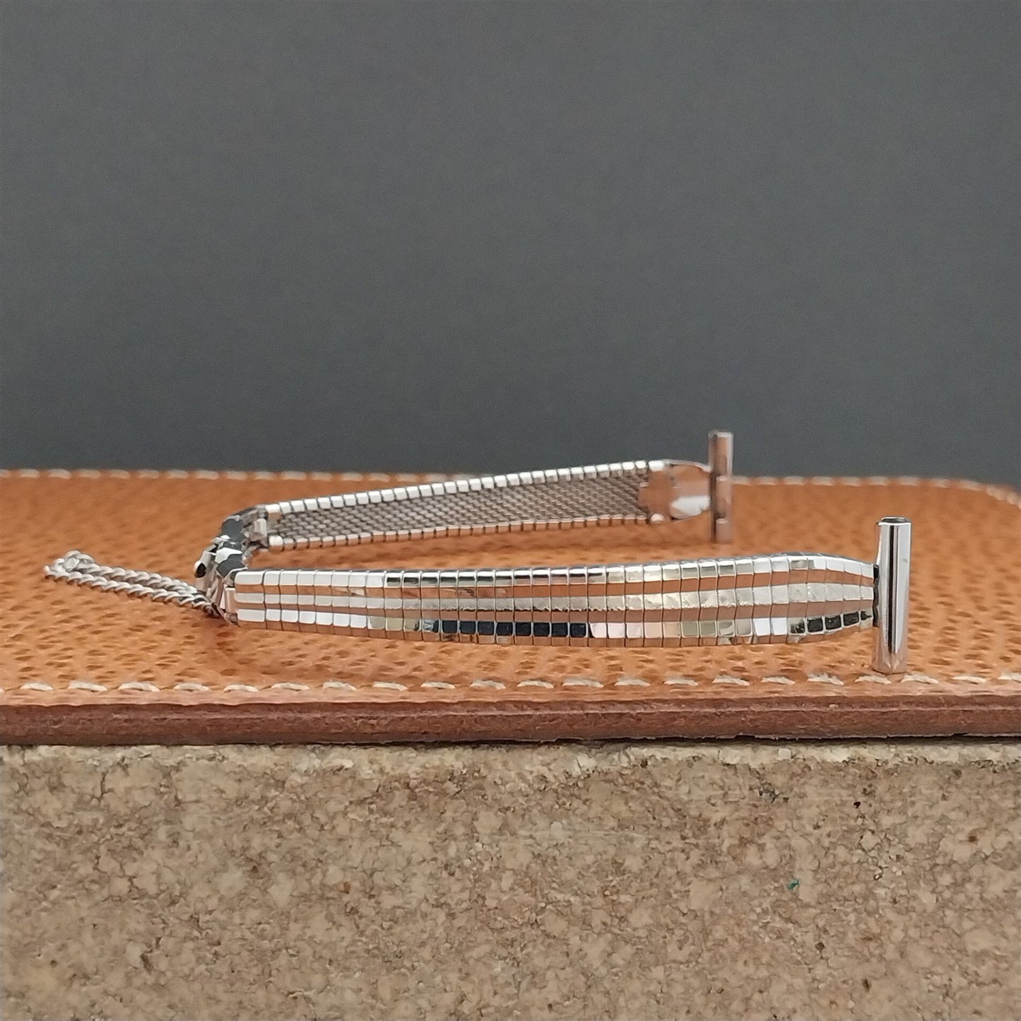 1/2" White Gold Filled nos Duchess Ladies 1960s Unused Vintage Watch Band