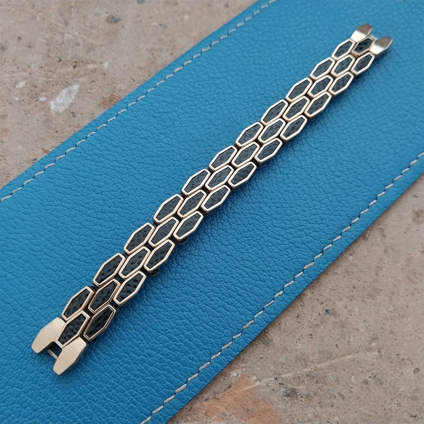 1950s Ladies Gold Filled & Lizard Apex Expansion Vintage Cocktail Watch Band