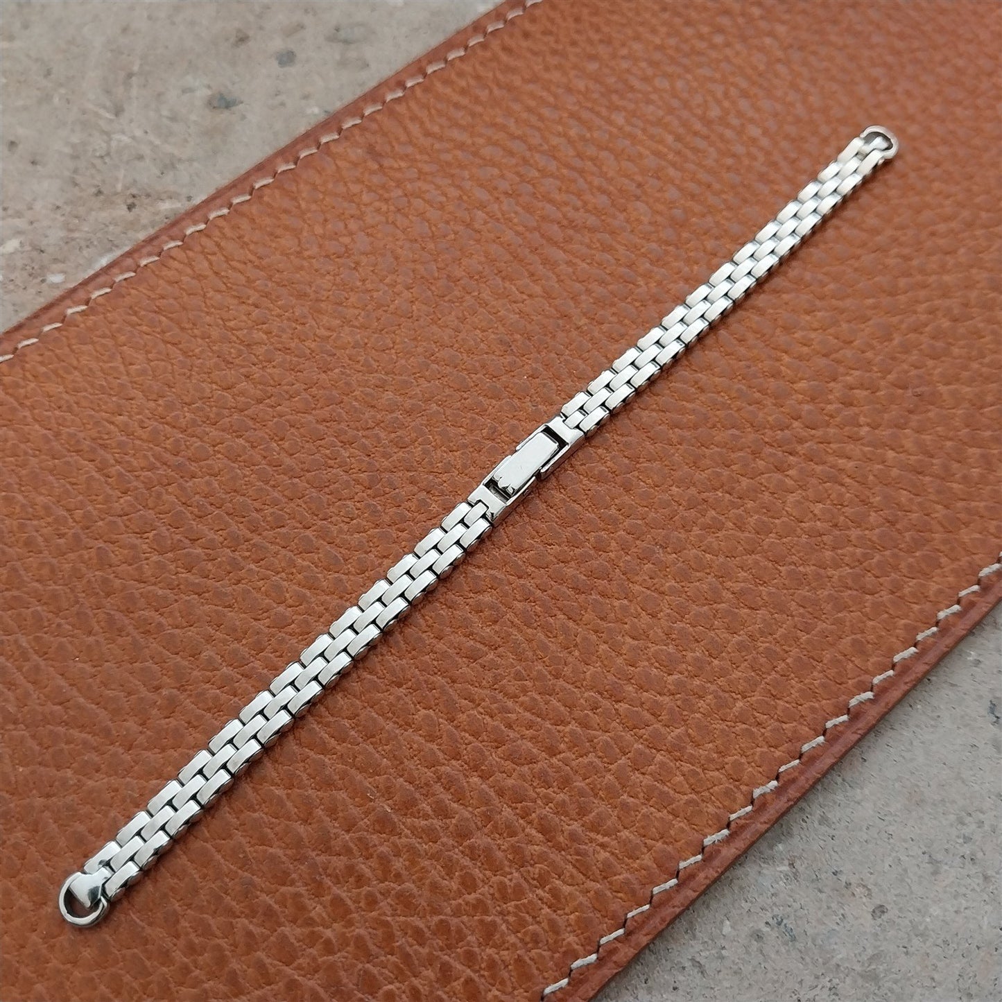 White Gold-Fill Ladies Mesh Kreisler 1950s Unused Vintage Cocktail Watch Band