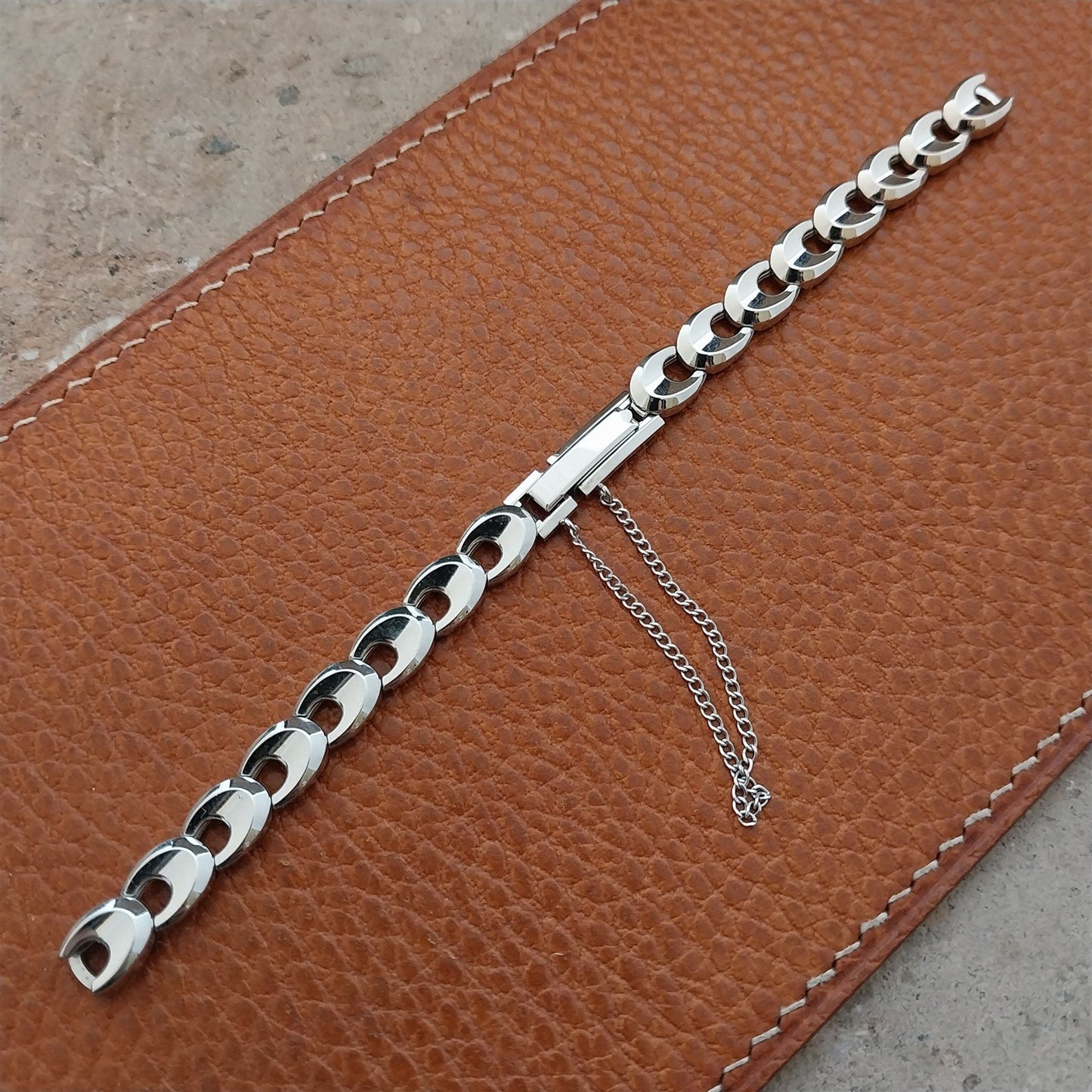 White Gold-Filled Ladies Kreisler Boutique 1950s Vintage Cocktail Watch Band