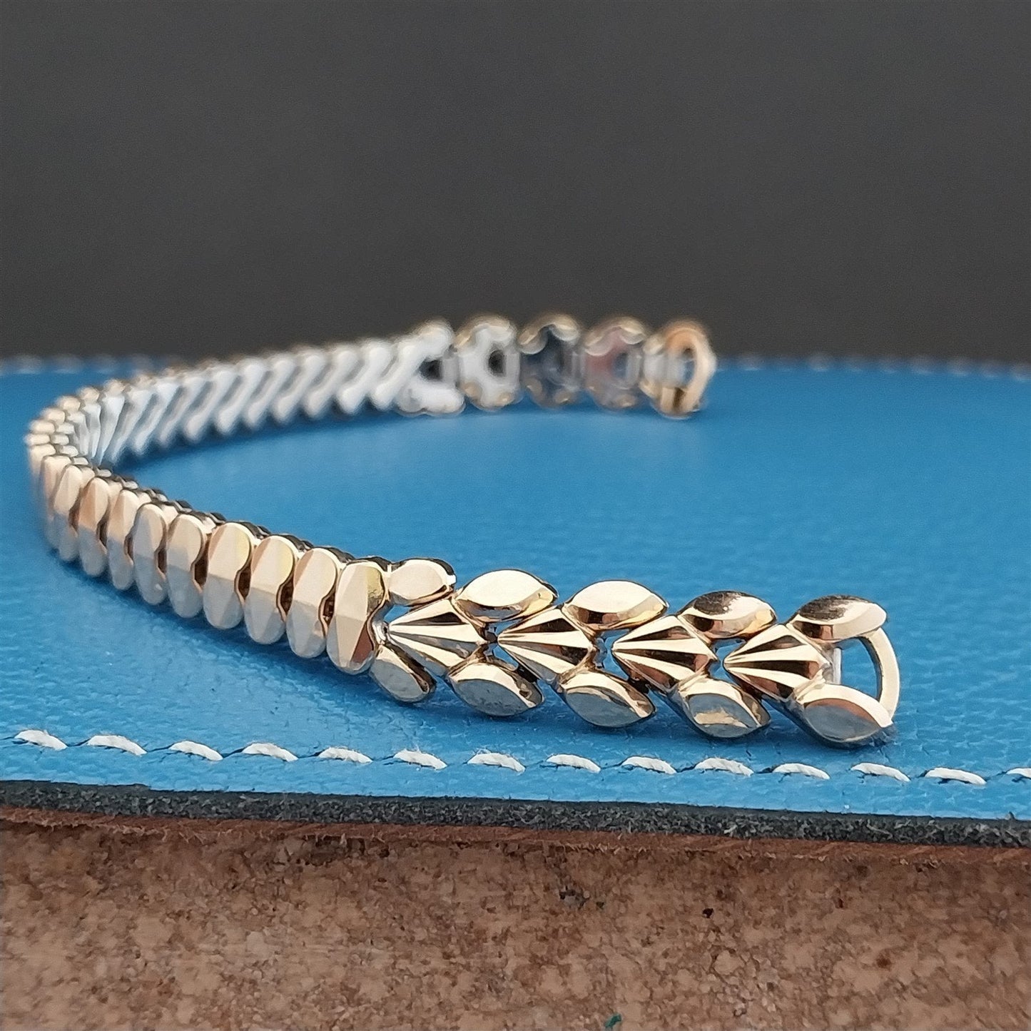 1950s Vintage Ladies 10K Gold-Fill Gemex Single Lug Unused Cocktail Watch Band