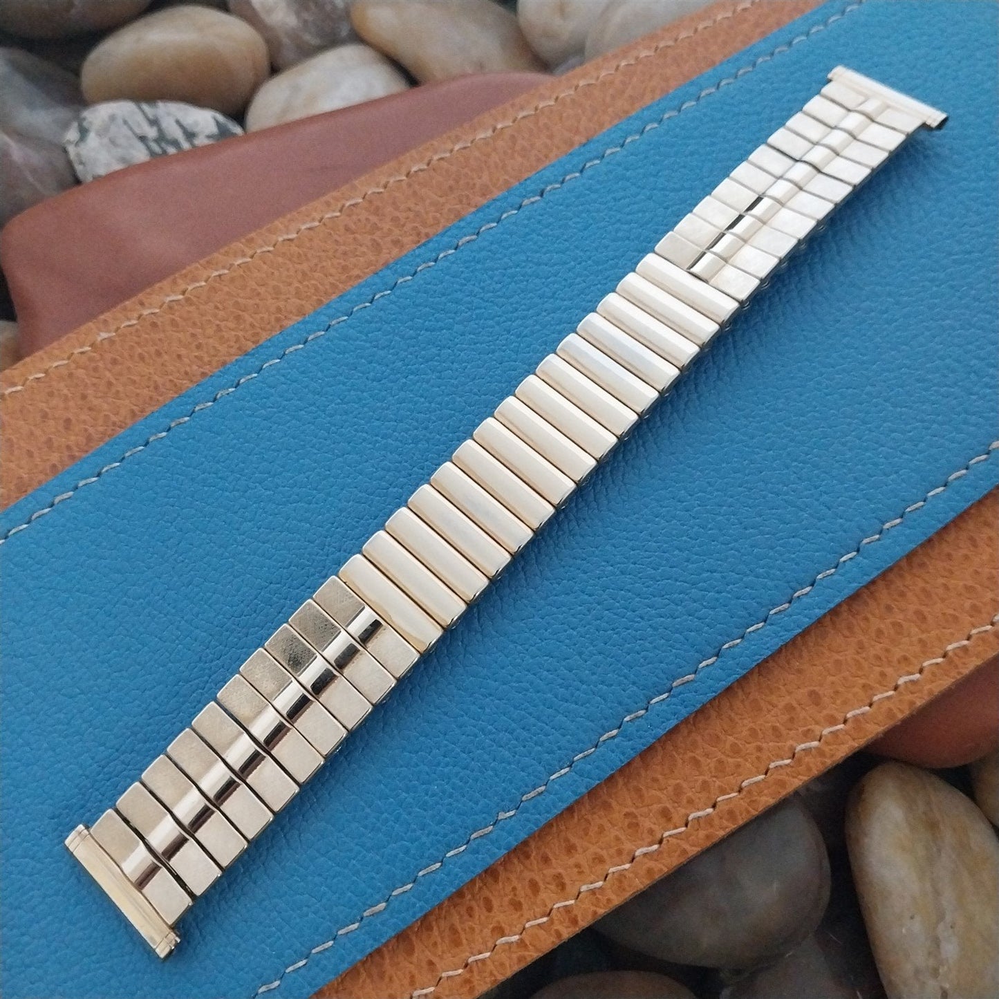19mm 18mm 16mm Lenox Gold-Filled Classic Stretch Unused 1960s Vintage Watch Band