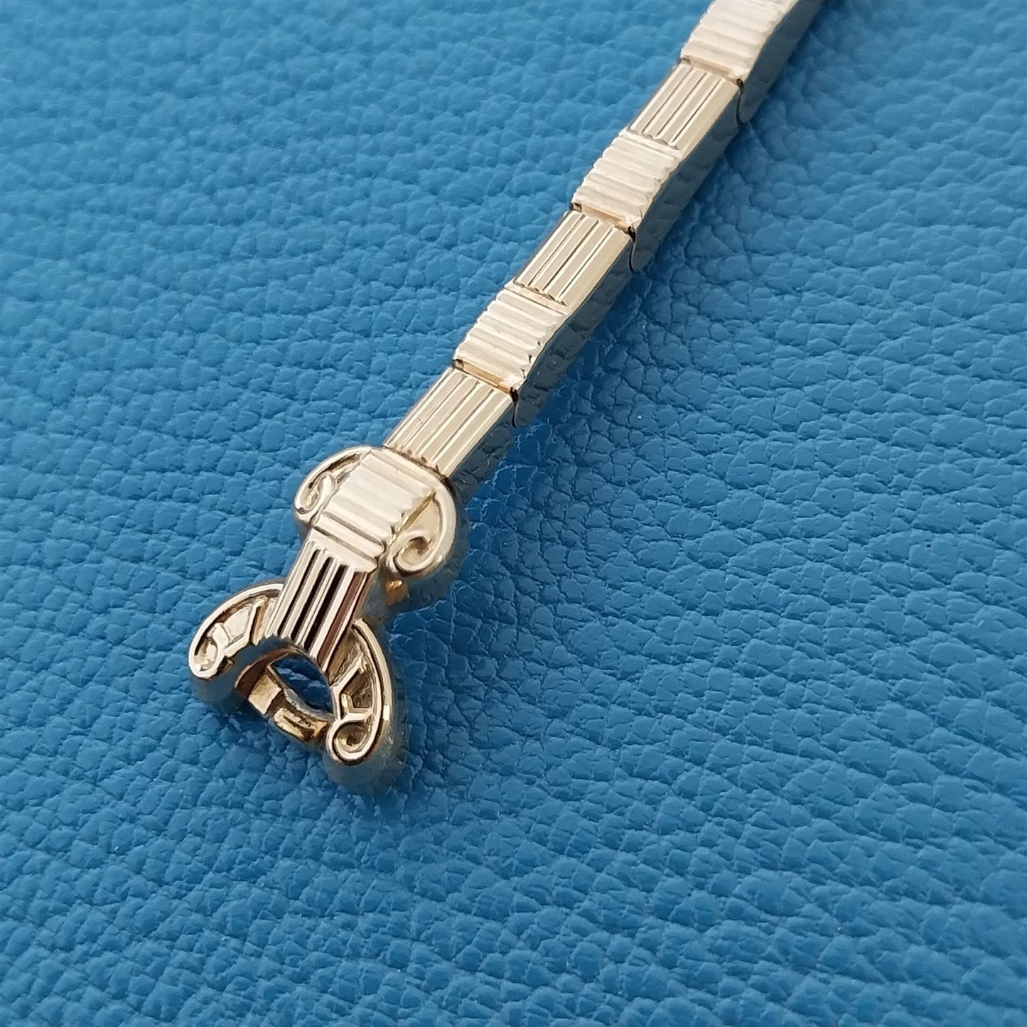 Yellow 10k Gold Filled Speidel Crisscross 1950s Ladies Unused Vintage Watch Band