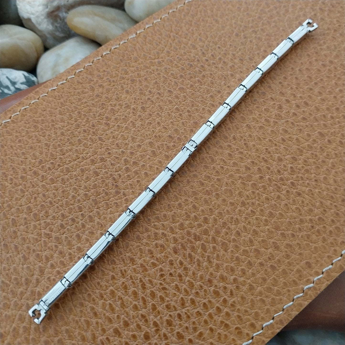 Womens 12k White Gold-Filled B & R Single Lug Unused 1960s Vintage Watch Band