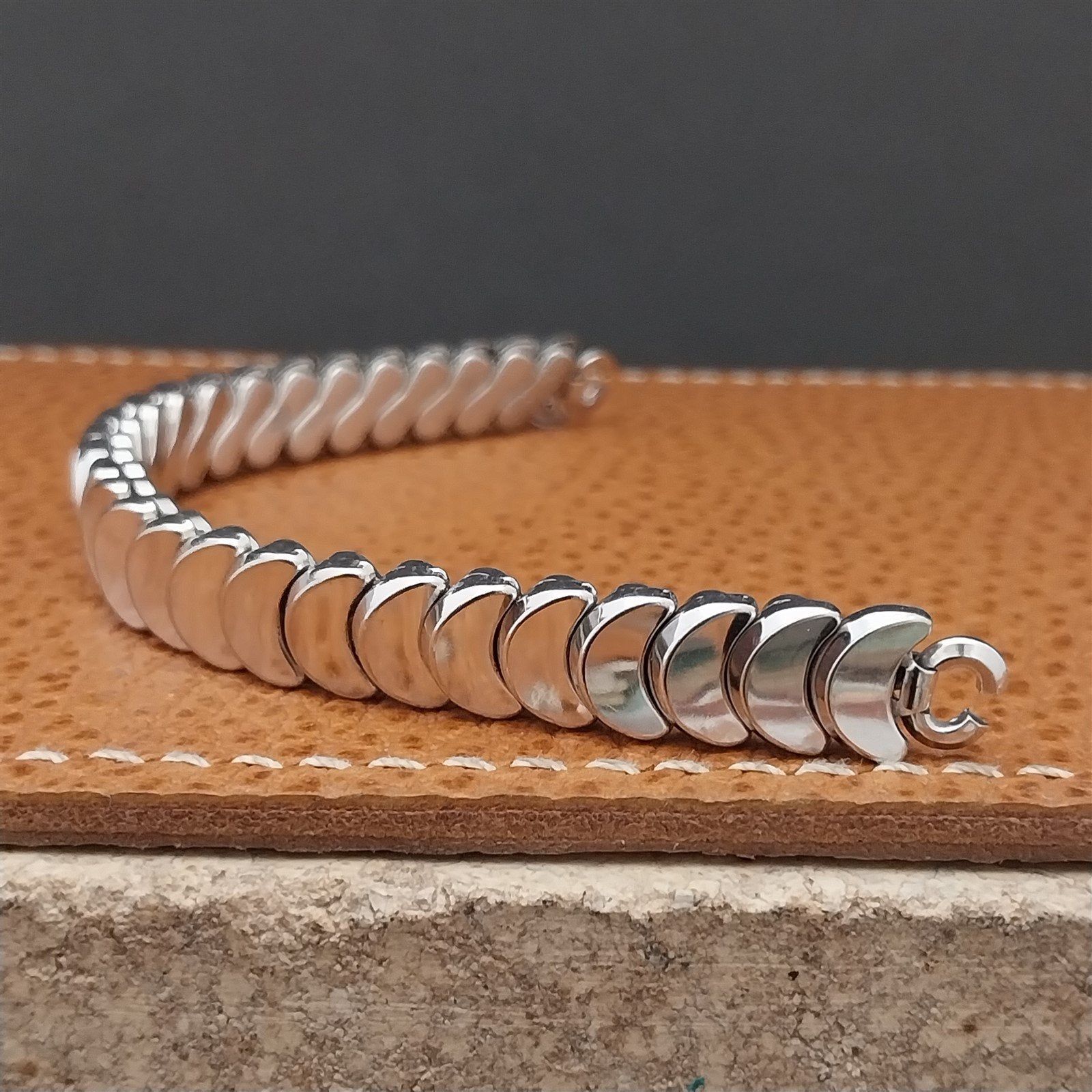 White Gold-Filled Ladies JB Champion Golden Coin Unused 1950s Vintage Watch Band