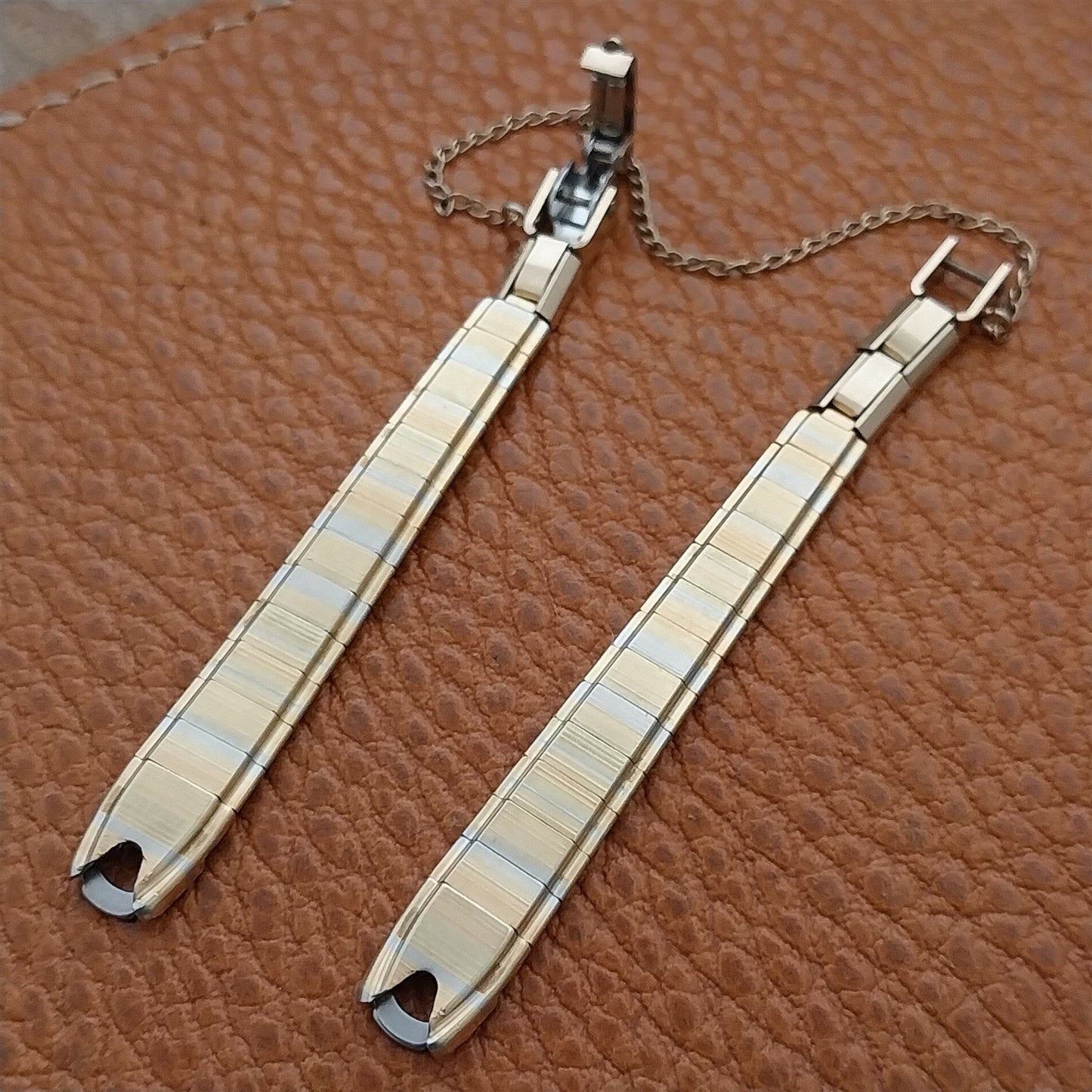 Kreisler Tri-Tone Gold-Filled Single-Lug Unused 1960s Ladies Vintage Watch Band