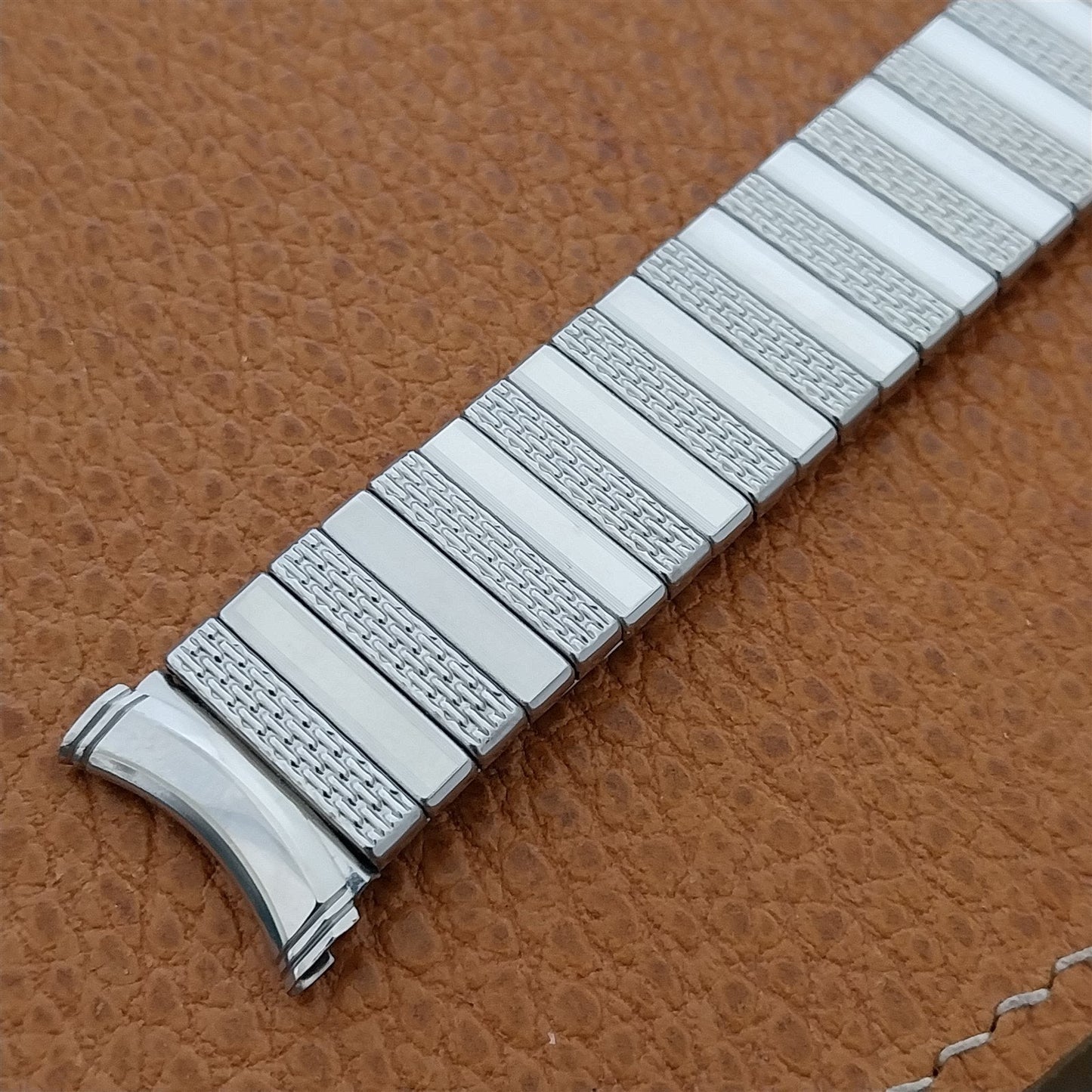 1960s Kreisler 19mm 18mm Stainless Stretch DuraFlex Unused Vintage Watch Band