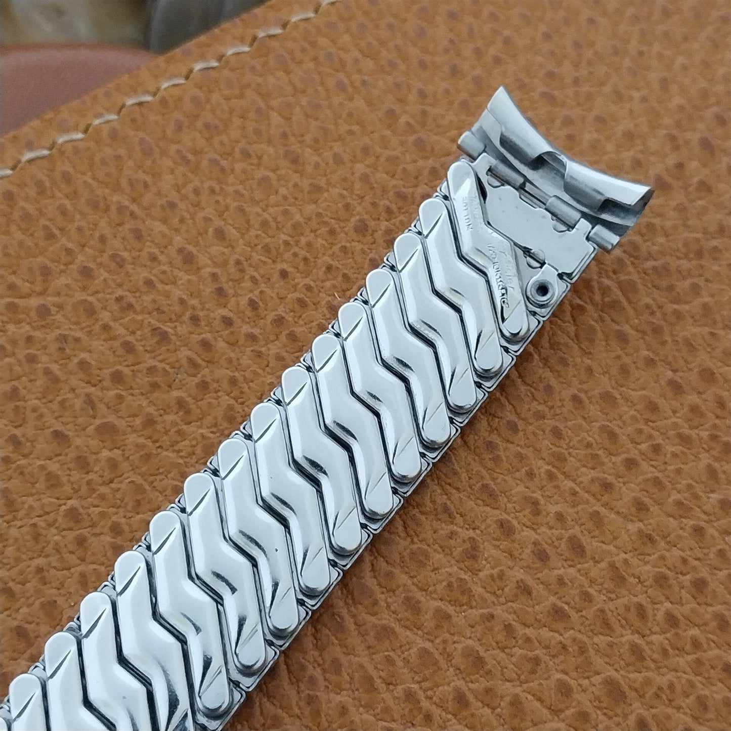 17.2mm 10k White Gold-Filled Kreisler USA Unused mcm 1960s Vintage Watch Band