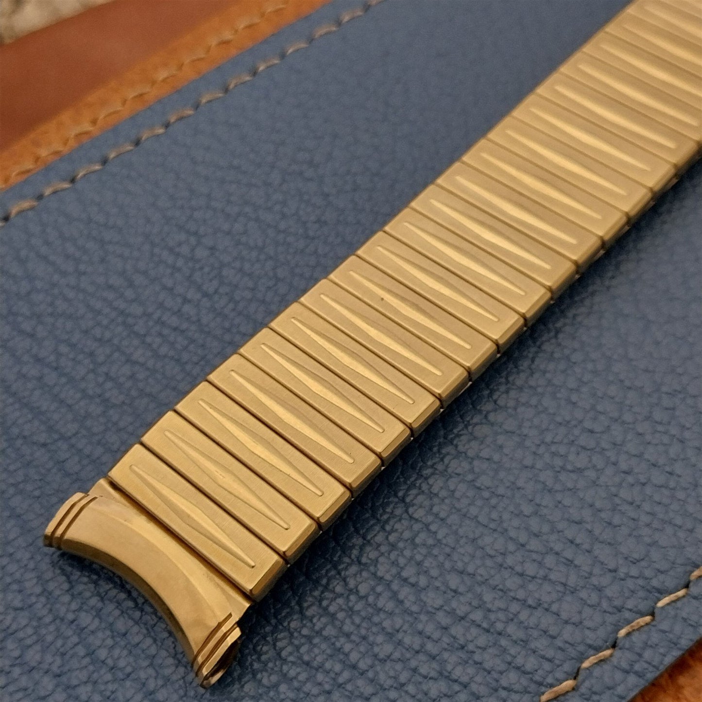 19mm 18mm Kreisler USA 10k Yellow Gold-Filled Unused 1960s Vintage Watch Band