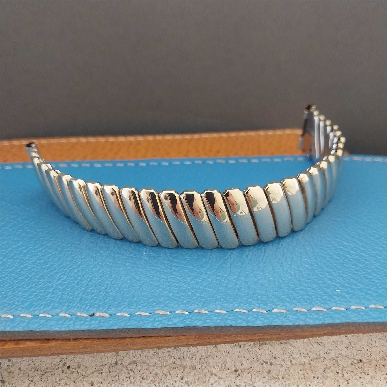 5/8" Foster USA 10k Yellow Gold-Filled Unused 1950s Stretch Watch Band