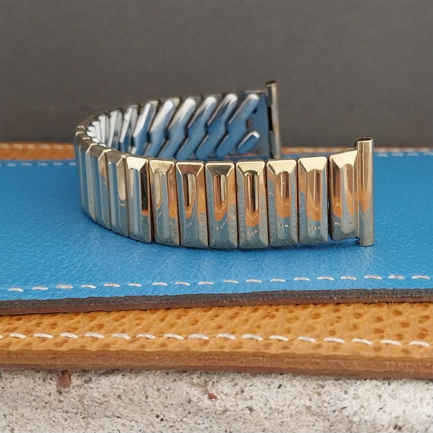 19mm 18mm 16mm Crown USA 10k Gold-Fill Expansion Unused 1950s Vintage Watch Band