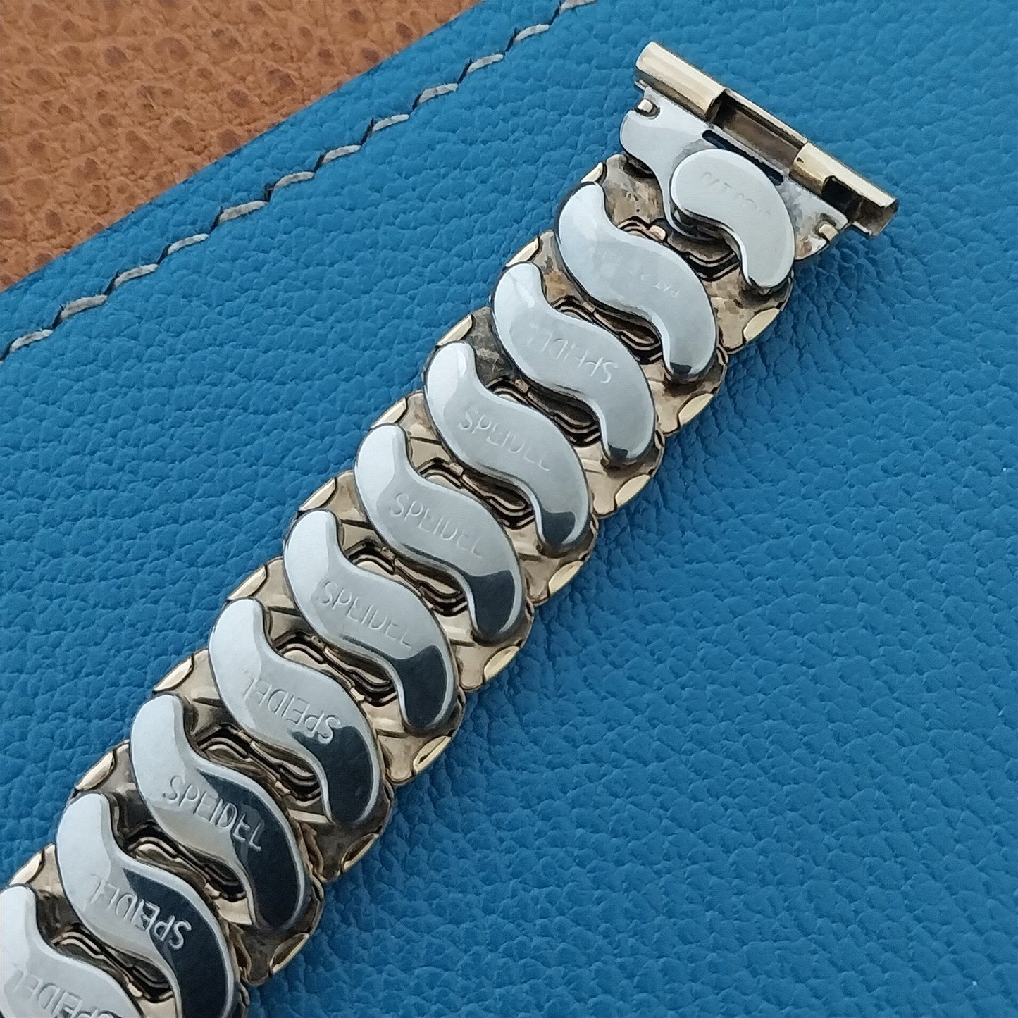 1950s Cobblestone Speidel 10K Yellow Gold-Filled Unused Vintage Watch Band