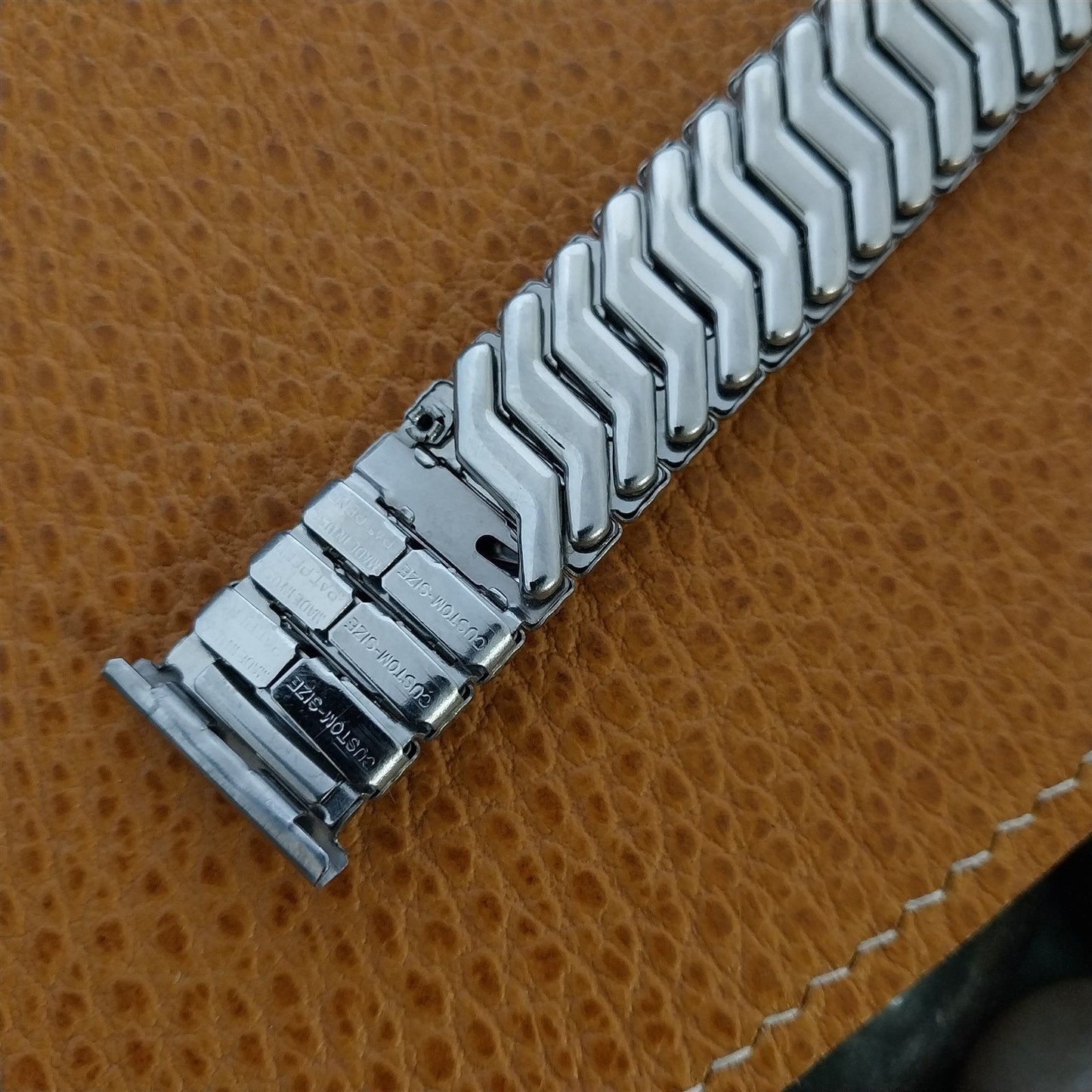 Stainless Steel Expansion 19mm 18mm 16mm Duchess Unused 1960s Vintage Watch Band