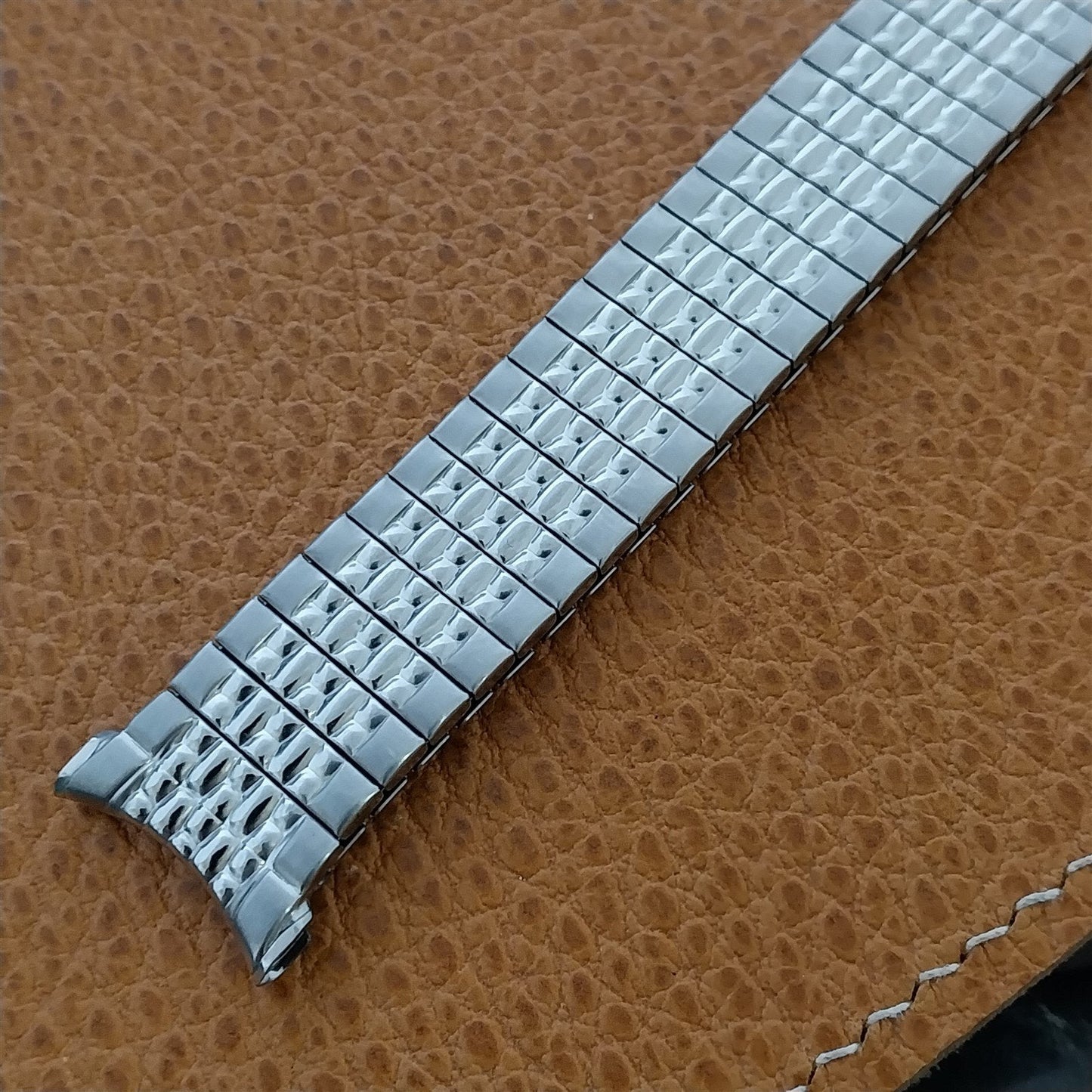 19mm 18mm 1968 Stainless Steel Rice Beads Speidel Unused nos Vintage Watch Band