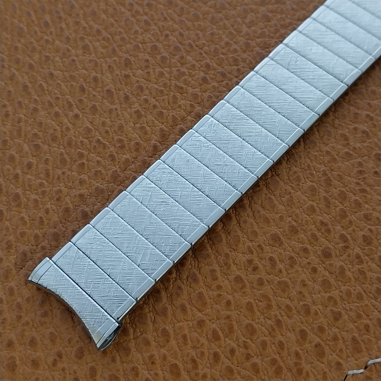 1960s 17mm Stainless Steel Slim Expansion UniFlex Unused Vintage Watch Band
