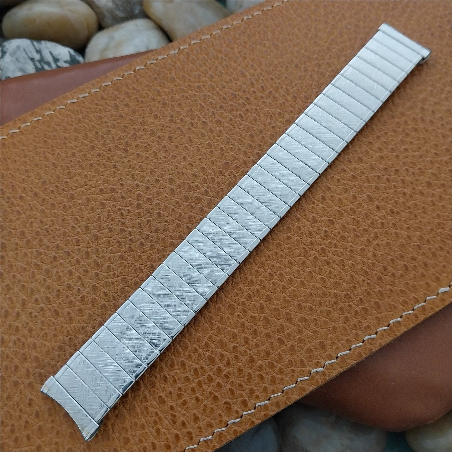 1960s 17mm Stainless Steel Slim Expansion UniFlex Unused Vintage Watch Band