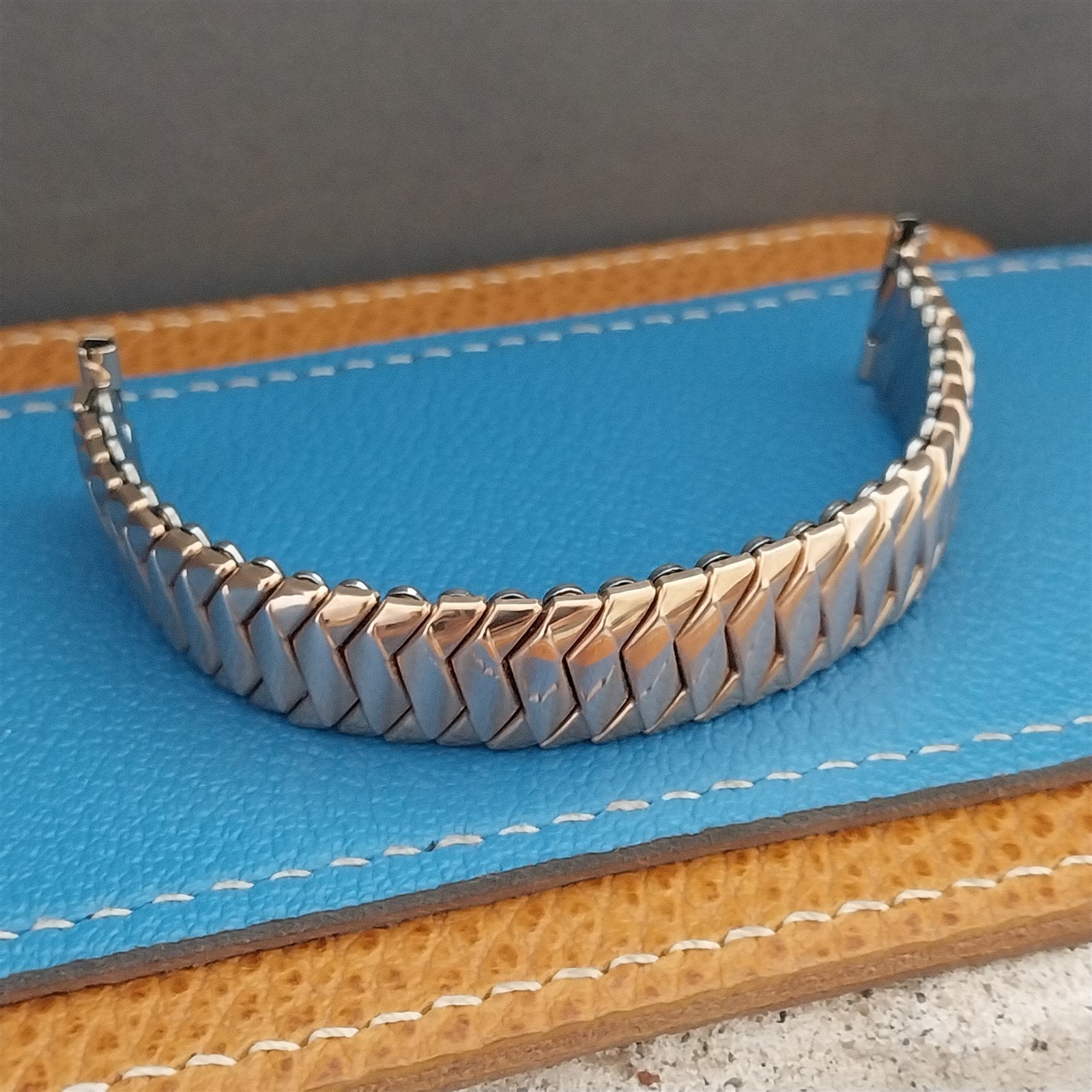 5/8" 12k Rose Gold-Filled Expansion JB Champion Unused 1950s Vintage Watch Band