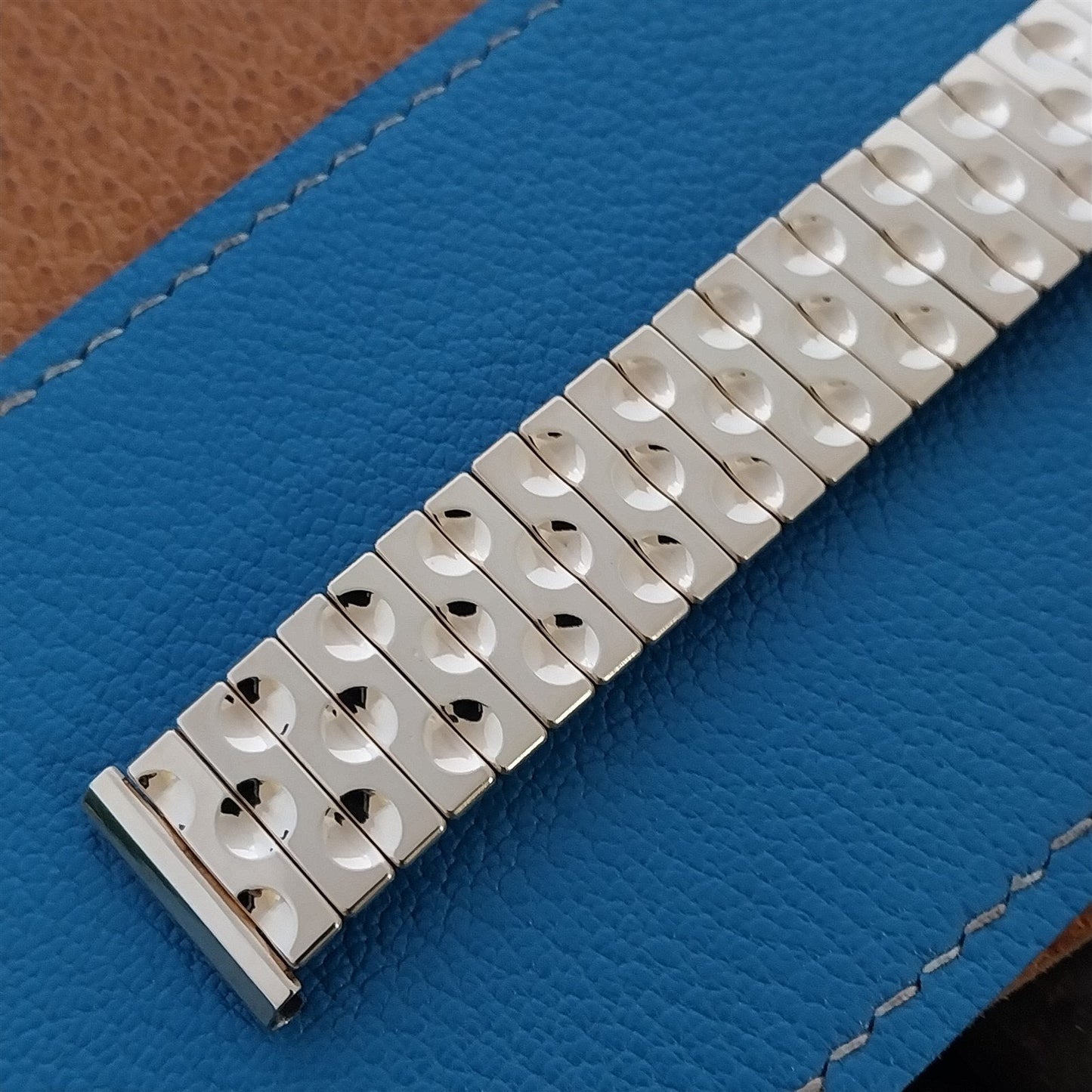 19mm 18mm Wide Yellow Gold-Fill Kreisler Domino Unused 1950s Vintage Watch Band