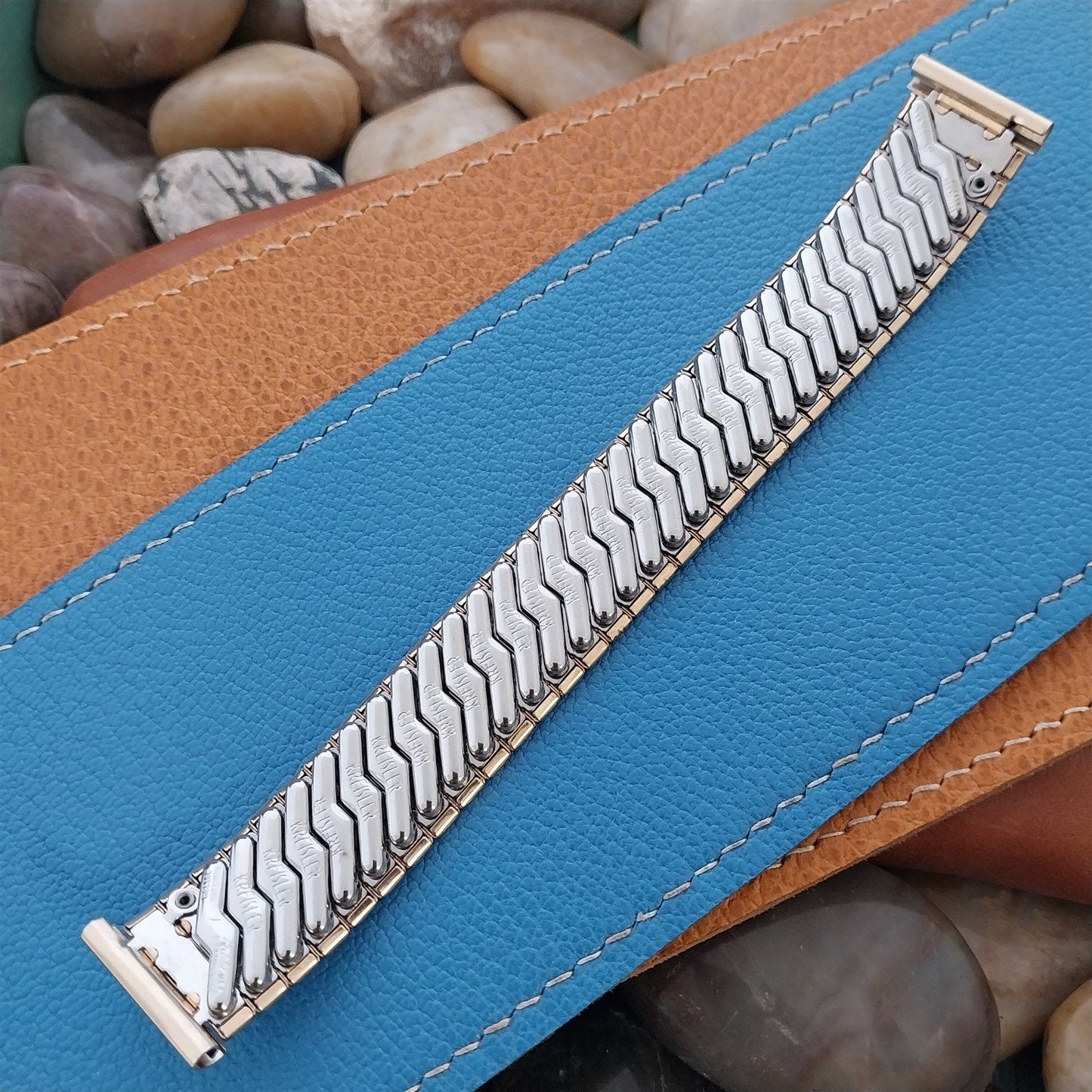 19mm 18mm Wide Yellow Gold-Fill Kreisler Domino Unused 1950s Vintage Watch Band