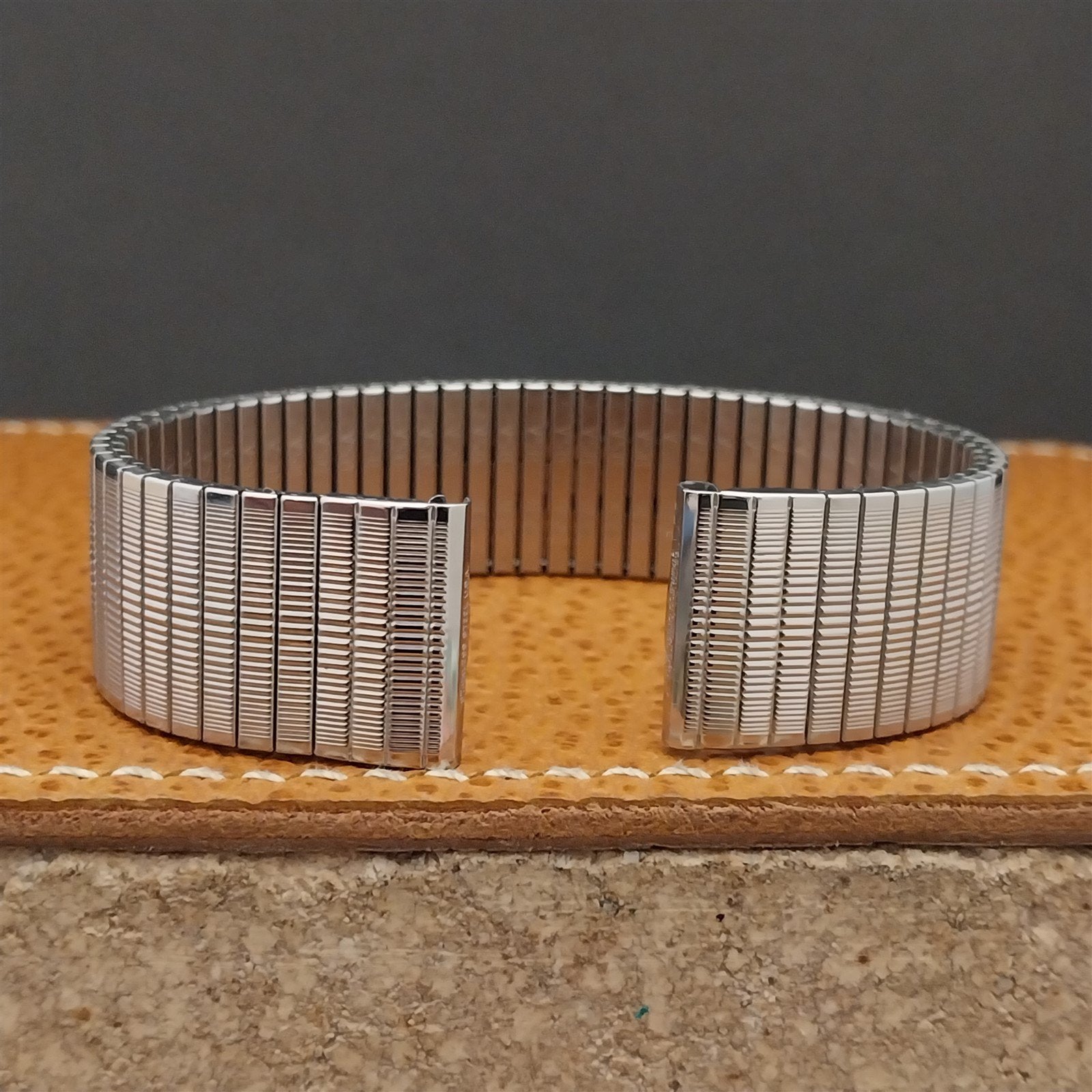 17.2mm Kestenmade Long Stainless Steel nos Unused 1970s Vintage Watch Band