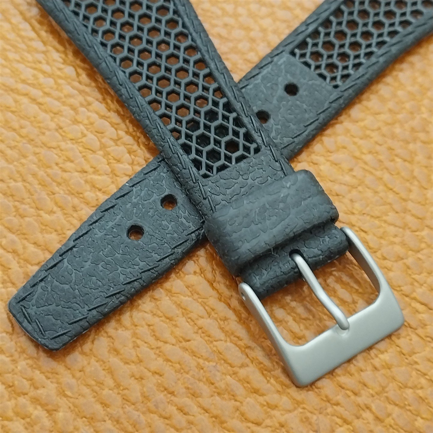 20mm Playa Swiss Tropical 1970s Vintage Dive Watch Strap & Bead Blasted Buckle