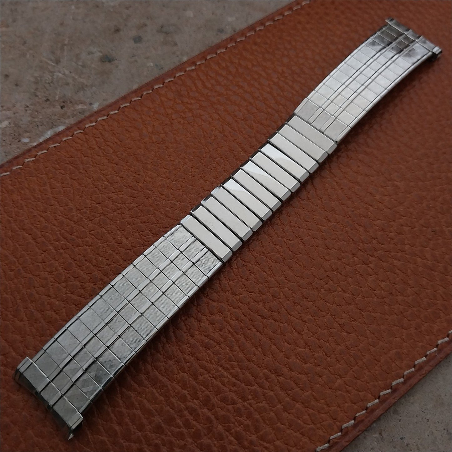 19mm 18mm 17.2mm Stainless Steel Baldwin Unused nos 1970s Vintage Watch Band