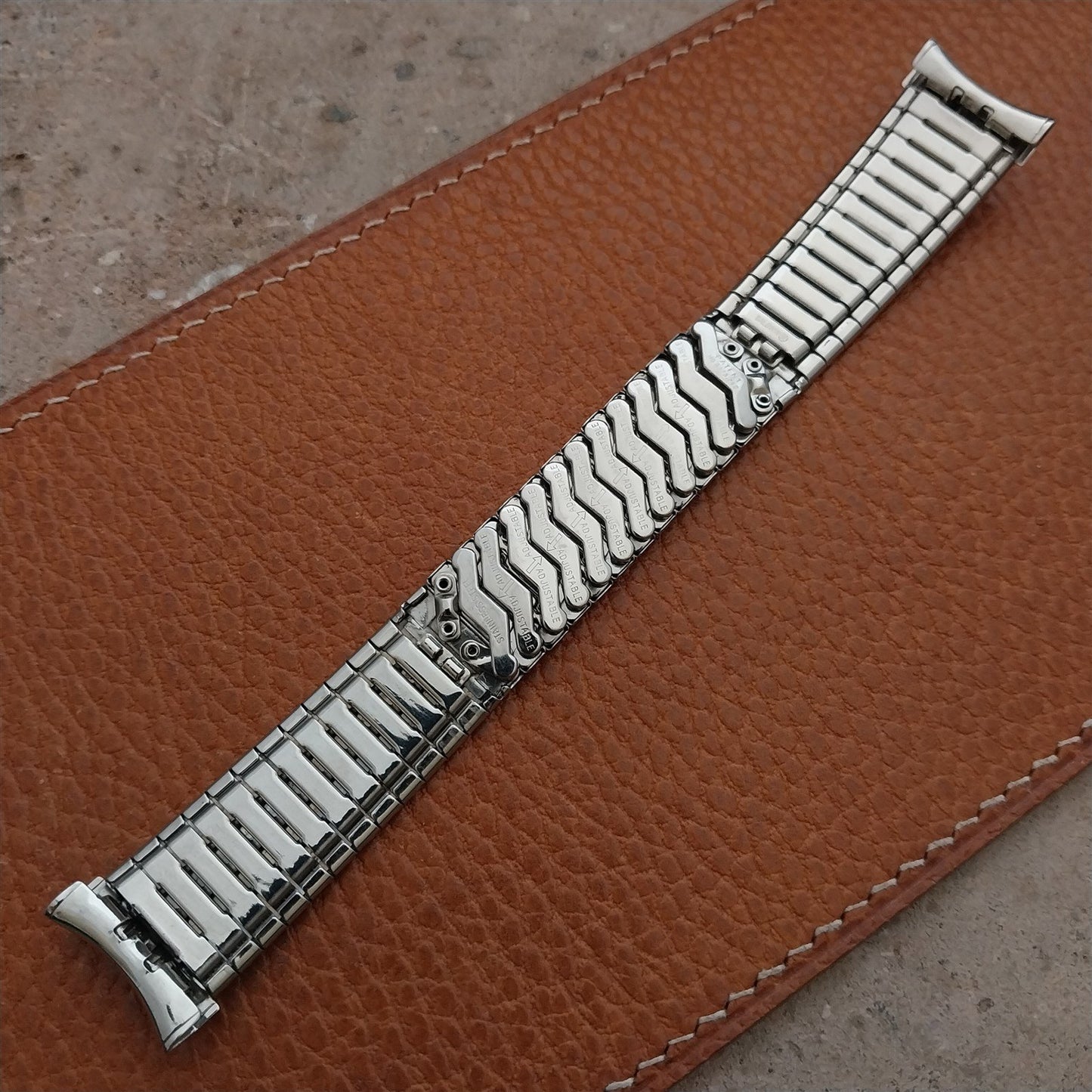 19mm 18mm 17.2mm Stainless Steel Baldwin Unused nos 1970s Vintage Watch Band