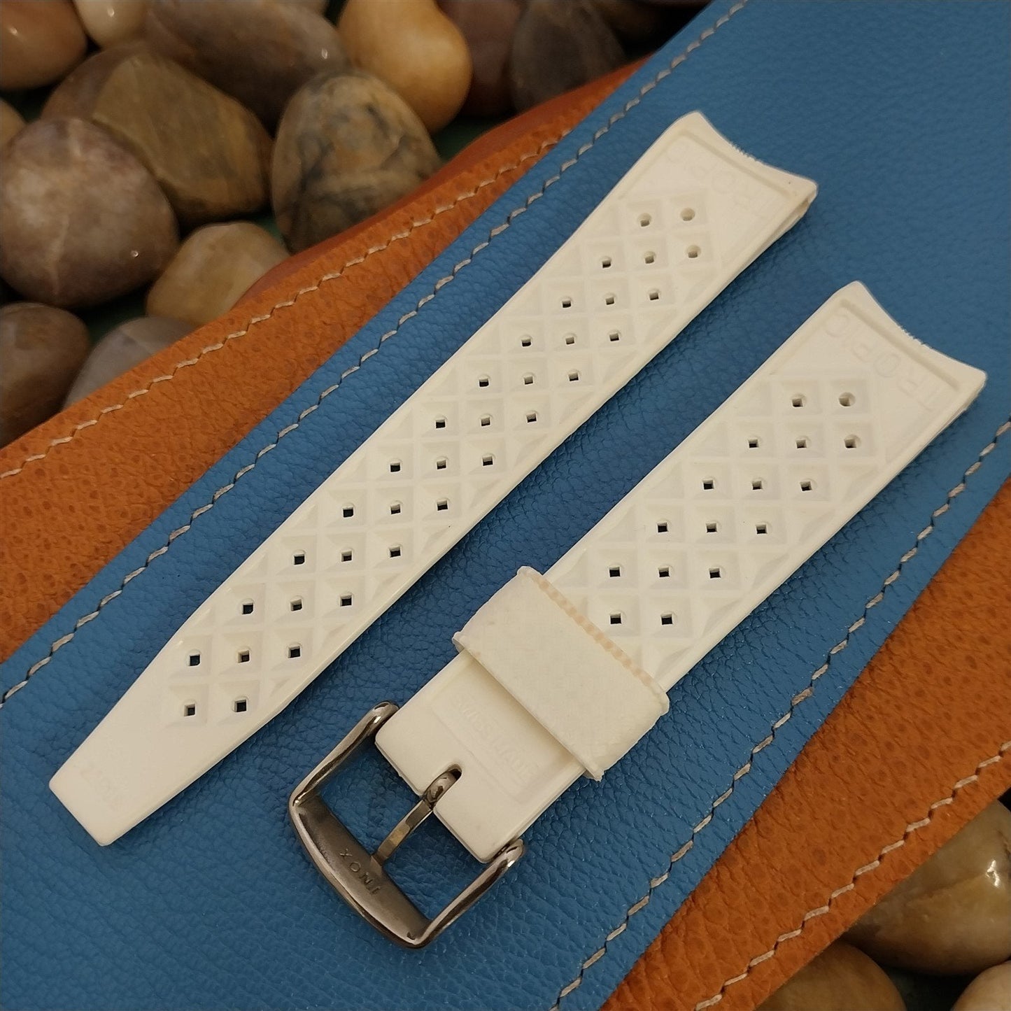 22mm White Swiss Tropic Diver Curved End 1970s Unused Vintage Watch Band