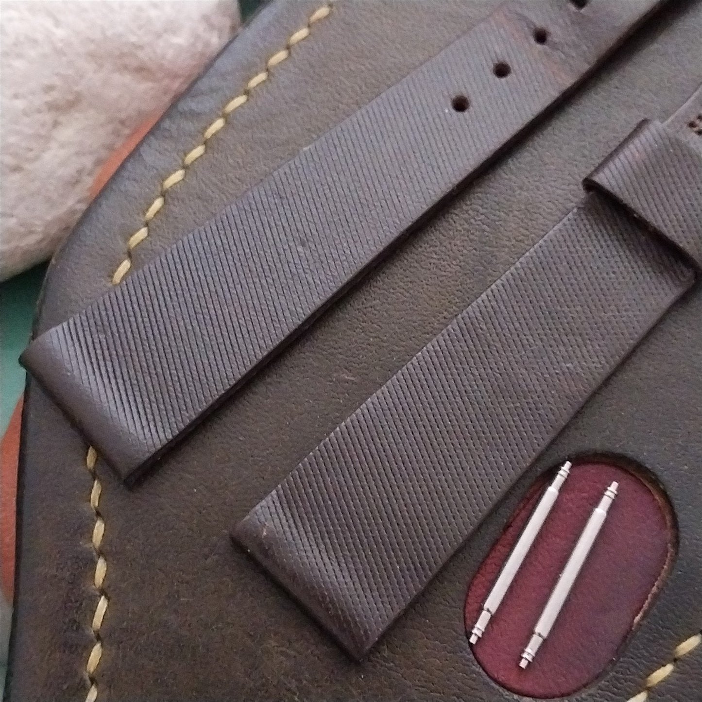 17.2mm Bulova Caravelle Brown Saddle Leather nos 1970s Vintage Watch Band