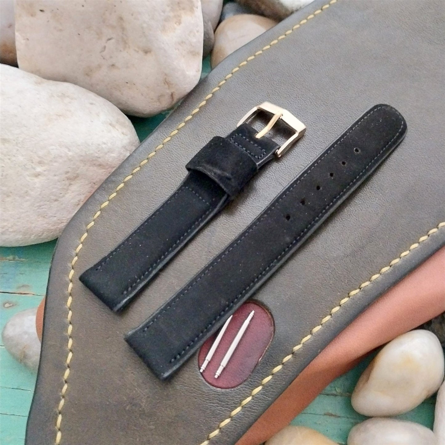 5/8 JB Champion Black Padded Suede Single-Keeper Unused 1960s Vintage Watch Band