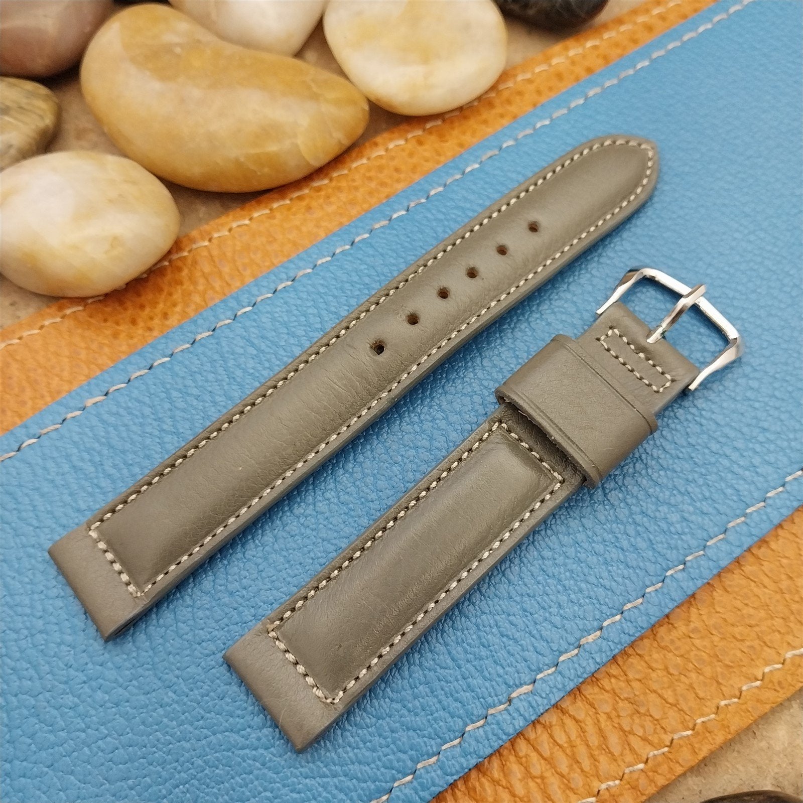5/8" Kreisler Single-Keeper Padded Gray Calfskin Unused 1950s Vintage Watch Band