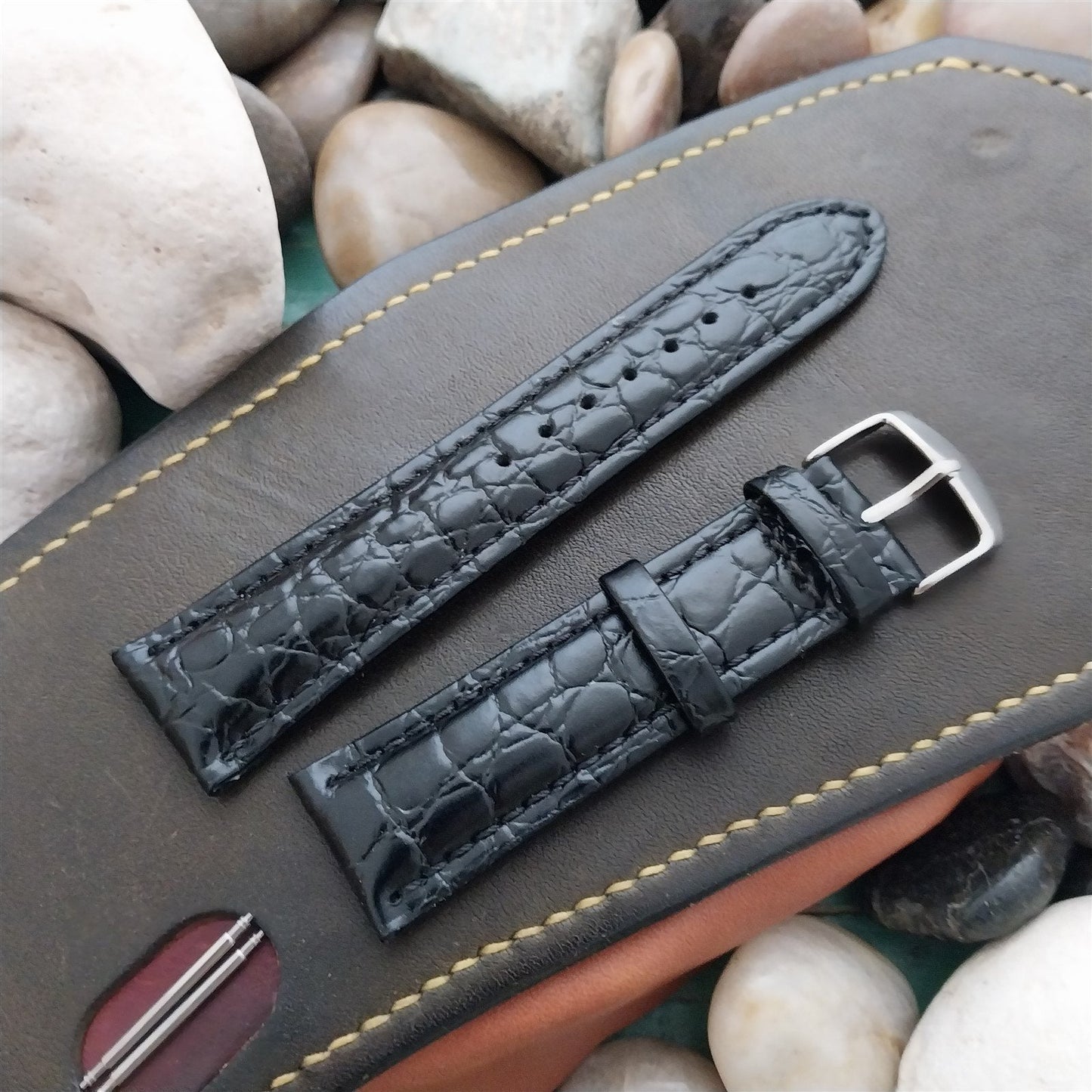 22mm Hadley Roma Black Croco-Grain Leather Unused Watch Band