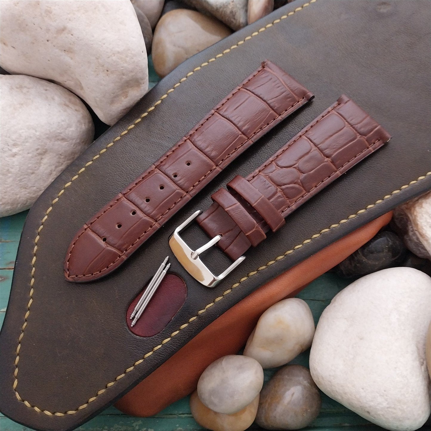 26mm Hadley Roma Brown Croco-Grain Leather Unused Watch Band